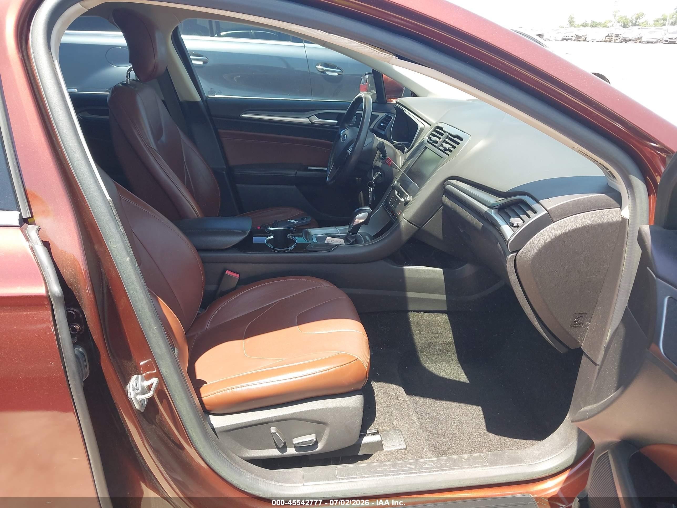 2015 Ford Fusion Se Burgundy vin: 3FA6P0HD5FR104074
