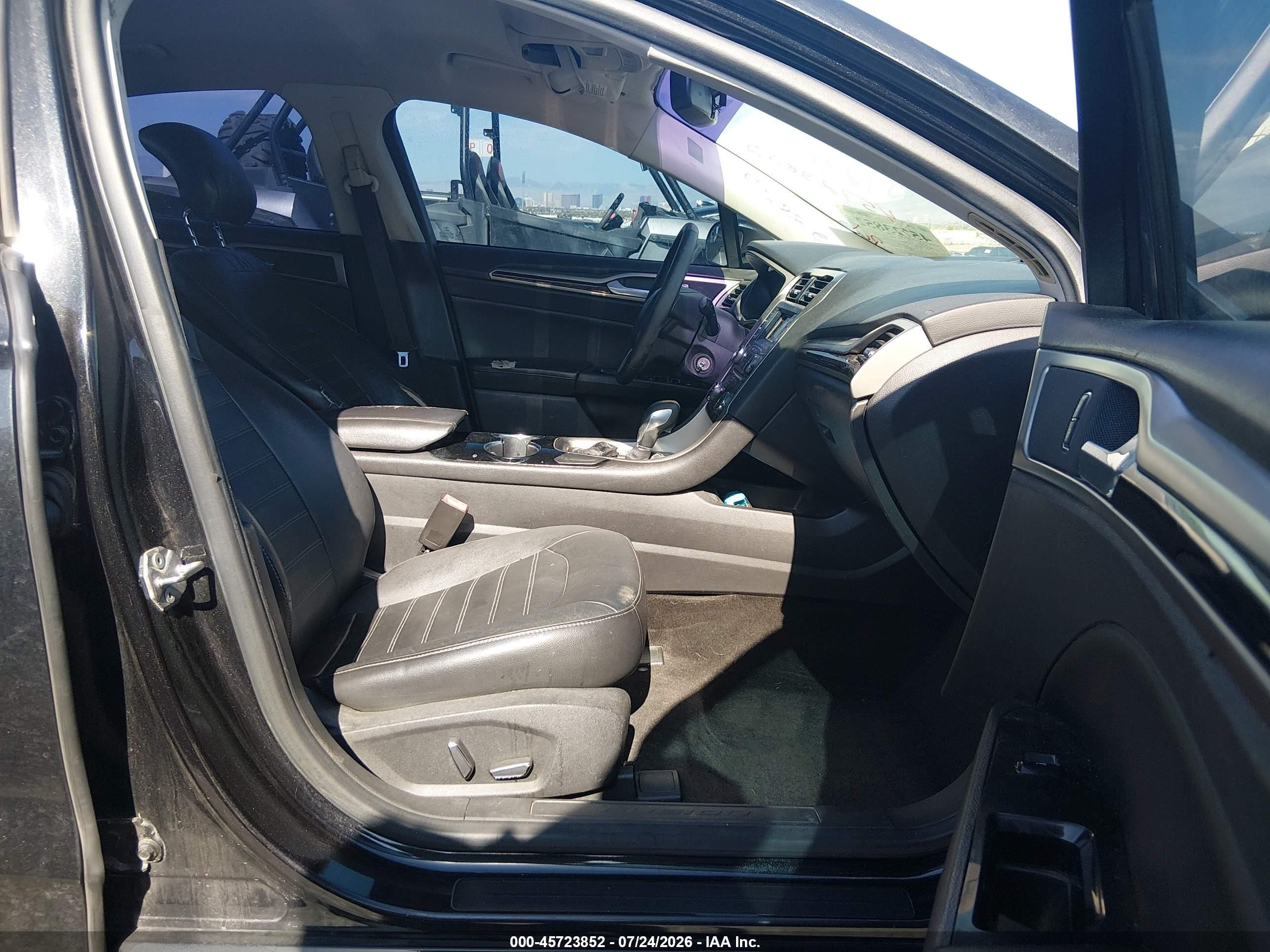 2015 Ford Fusion Se Черный vin: 3FA6P0HD5FR129525