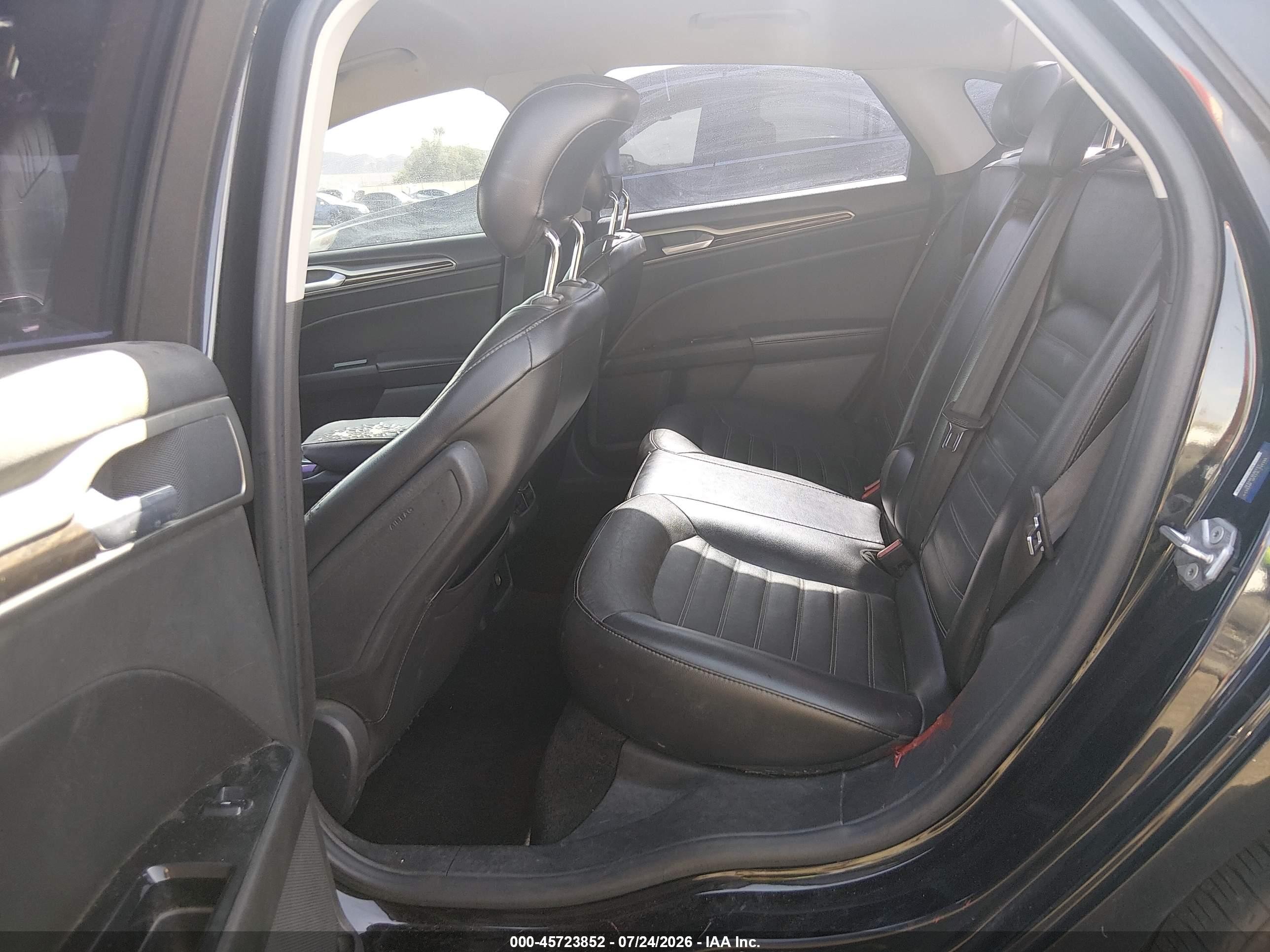2015 Ford Fusion Se Черный vin: 3FA6P0HD5FR129525