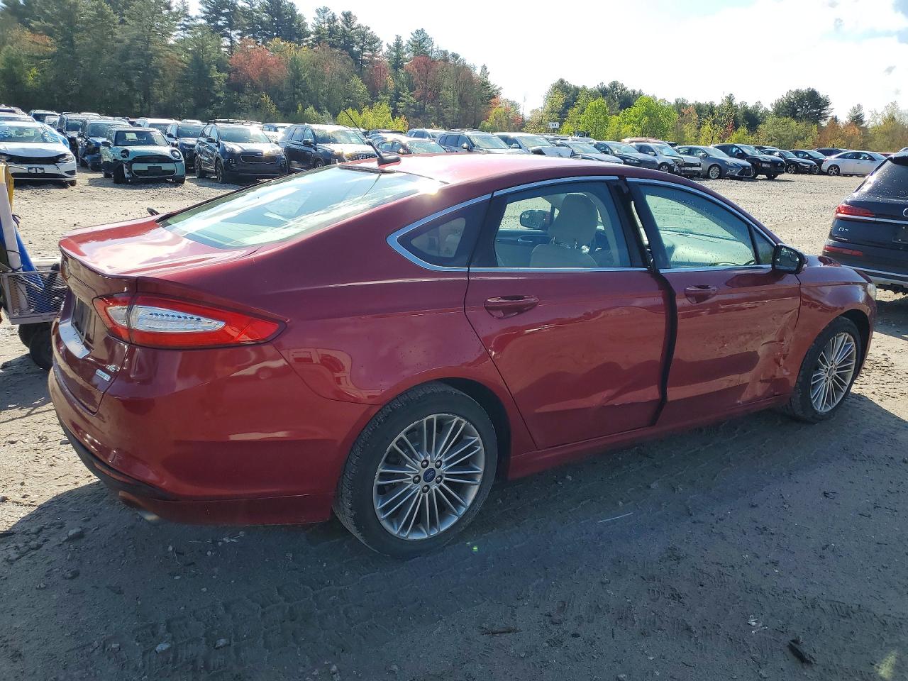 2015 Ford Fusion Se Red vin: 3FA6P0HD5FR156238
