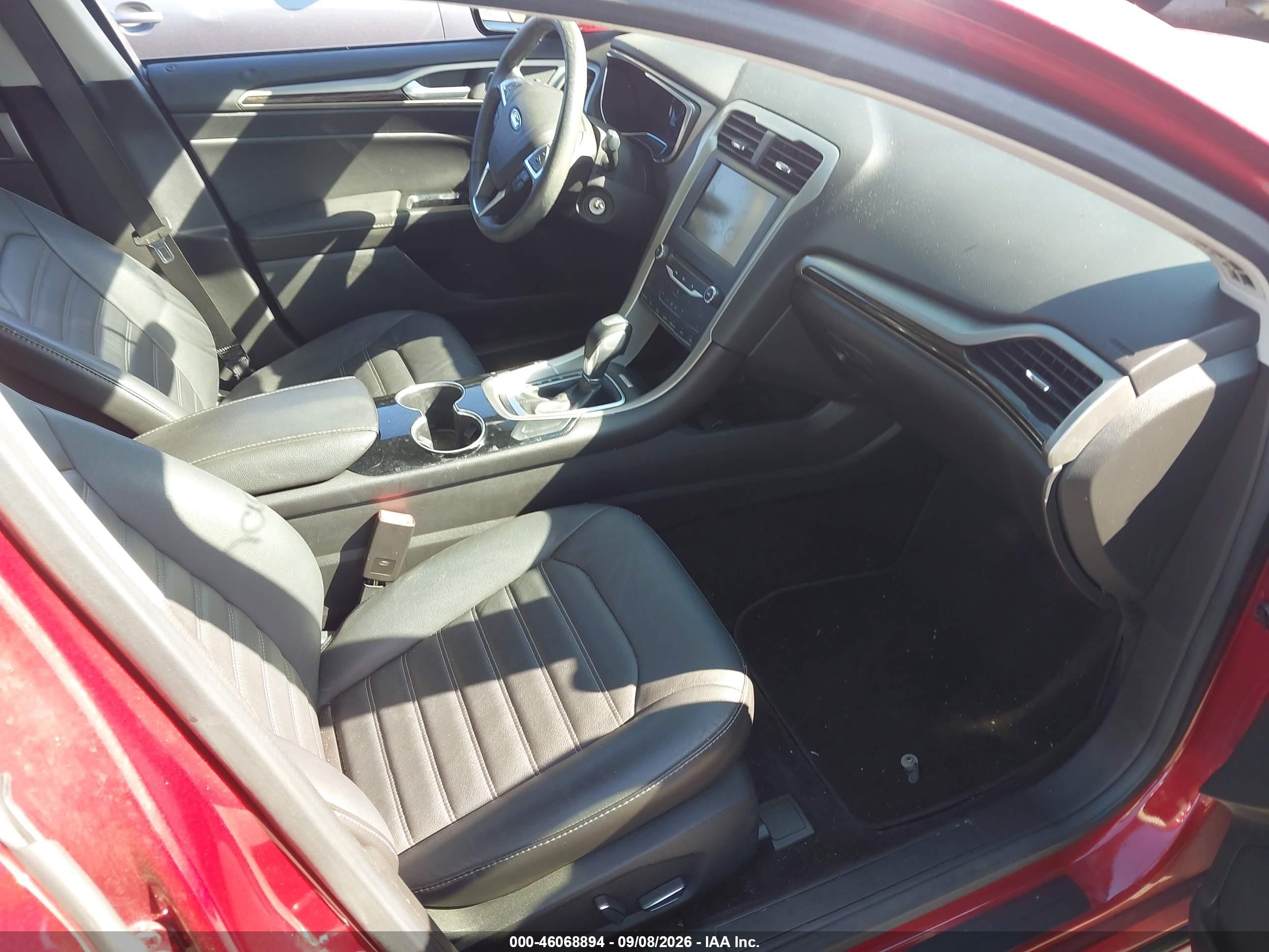 2015 Ford Fusion Se Red vin: 3FA6P0HD5FR226921