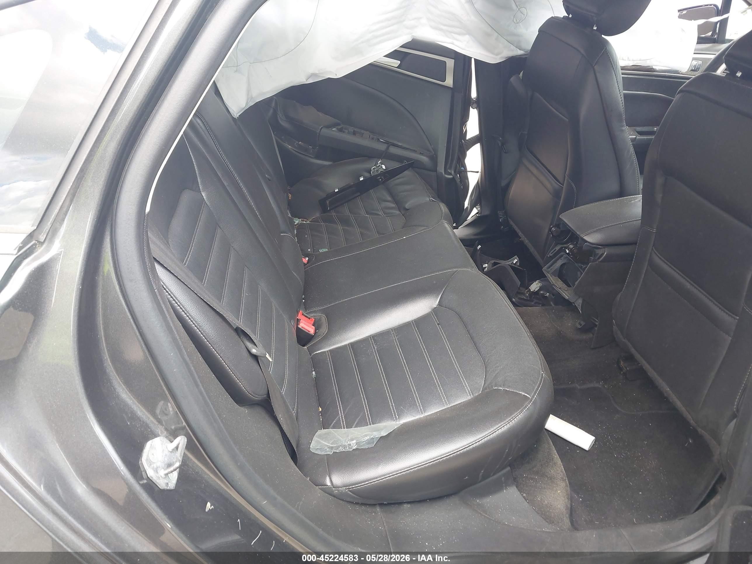 2015 Ford Fusion Se Серый vin: 3FA6P0HD5FR227647