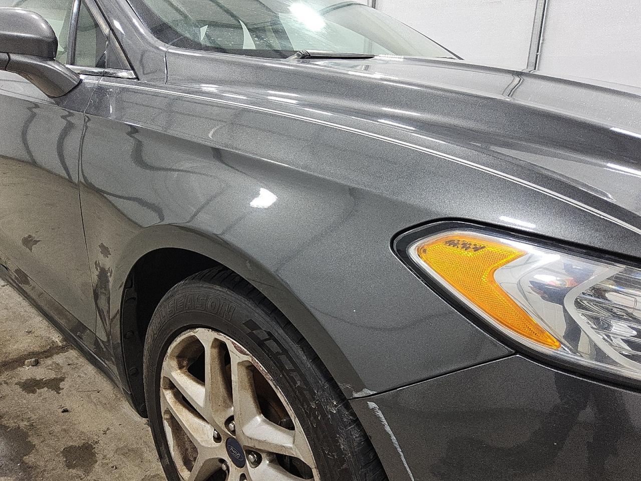 2015 Ford Fusion Se Серый vin: 3FA6P0HD5FR273284 Damage: Right Front Fender, Heavy Scratch, 1 To 2 Inches