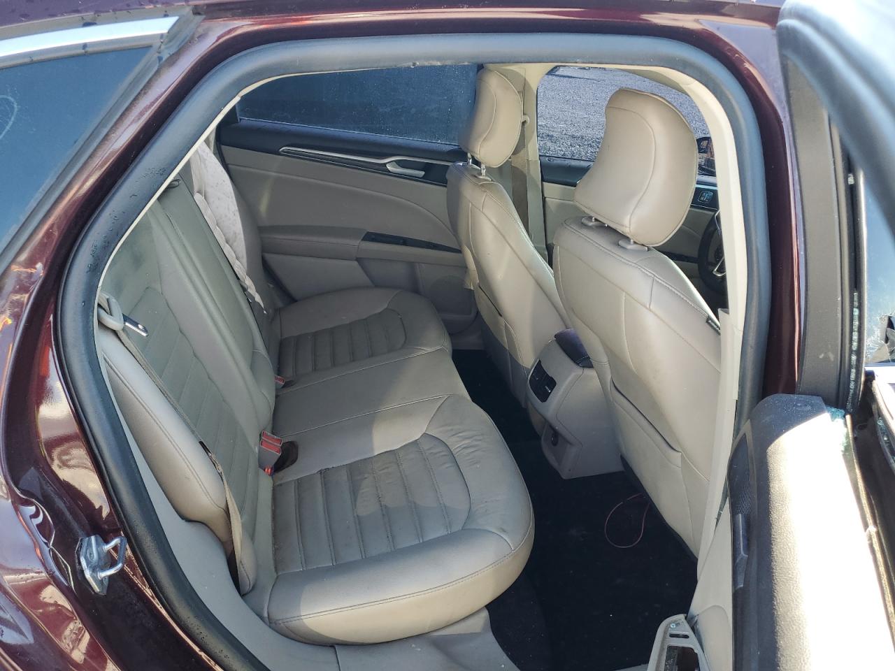 2017 Ford Fusion Se Maroon vin: 3FA6P0HD5HR193602
