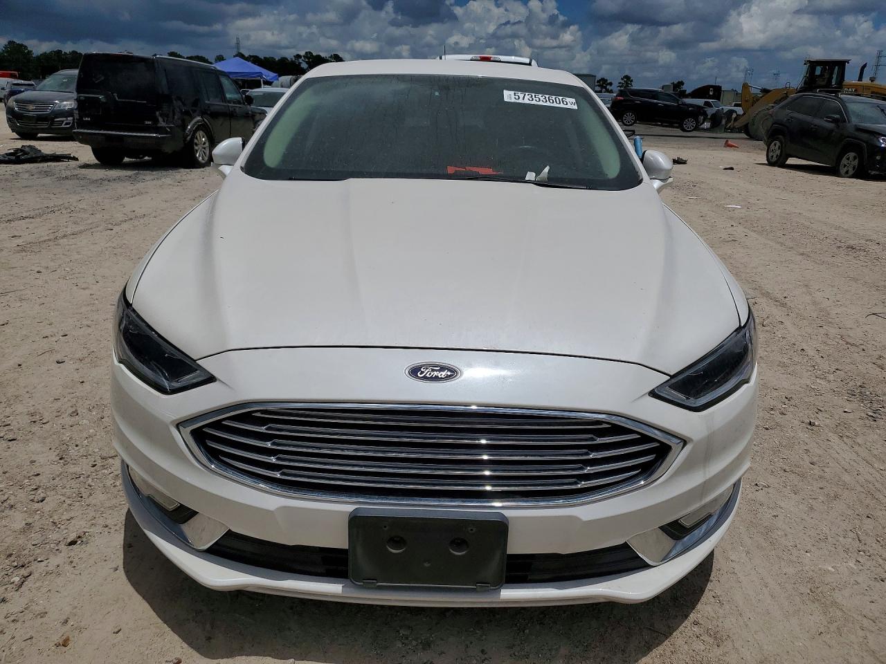 2017 Ford Fusion Se Белый vin: 3FA6P0HD5HR228560