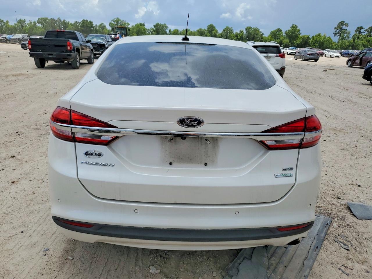 2017 Ford Fusion Se Белый vin: 3FA6P0HD5HR228560