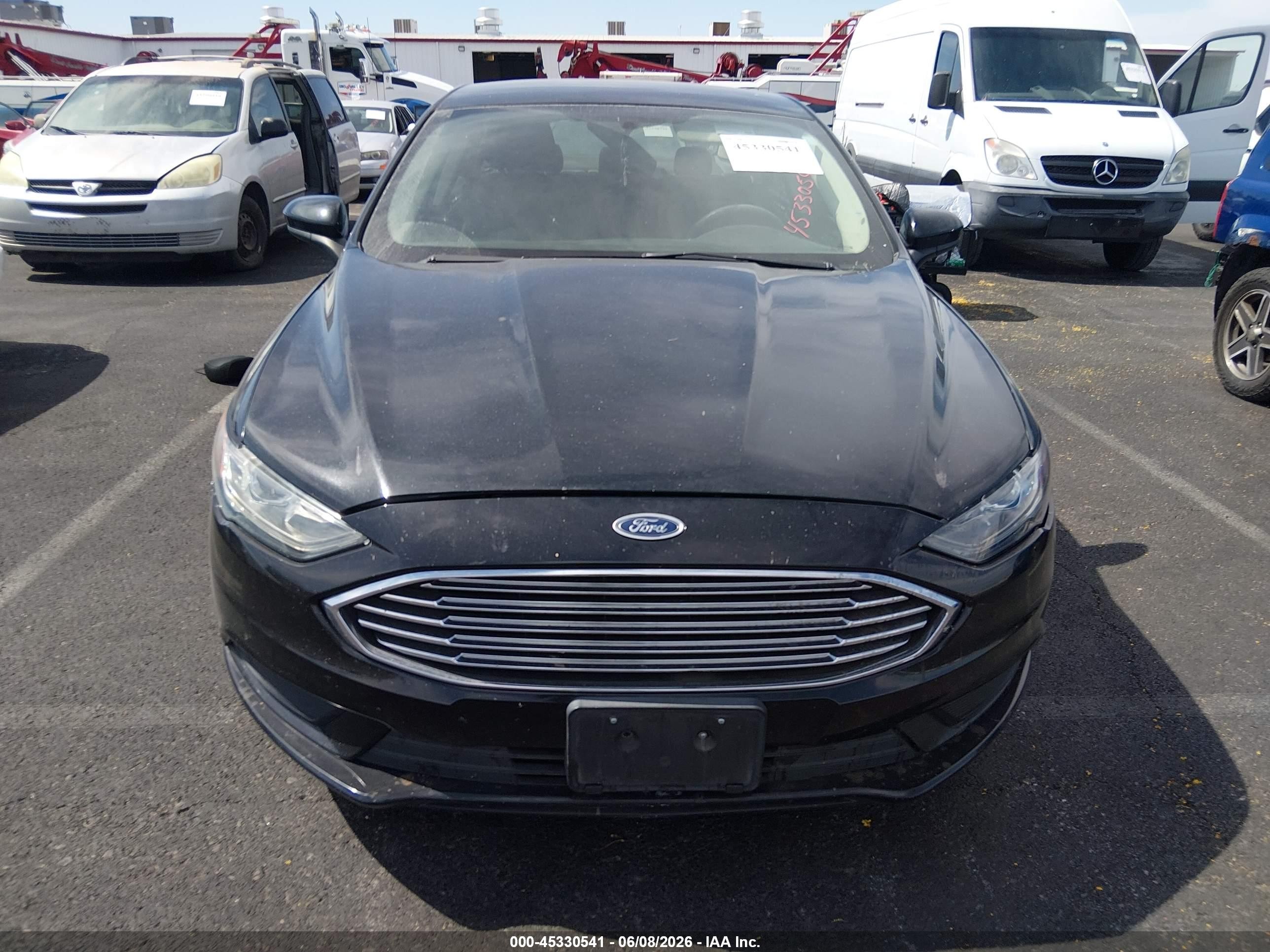 2018 Ford Fusion Se Black vin: 3FA6P0HD5JR253190