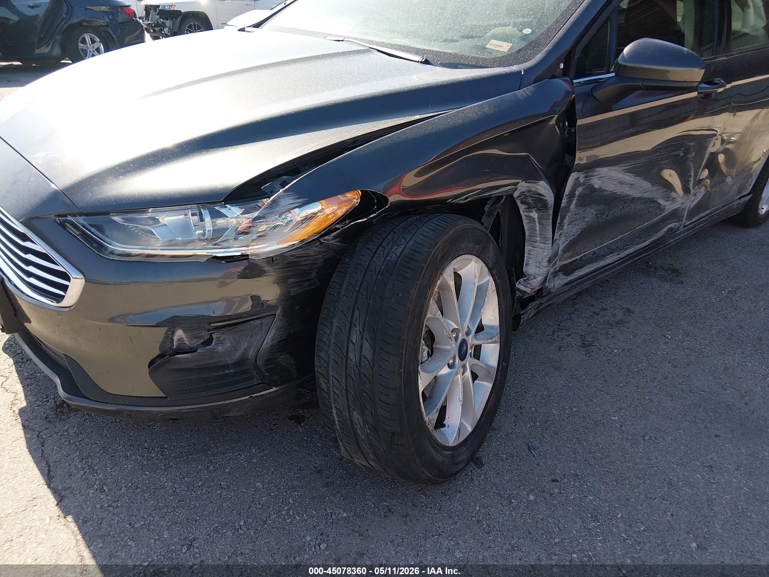 2019 Ford Fusion Se Серый vin: 3FA6P0HD5KR148490