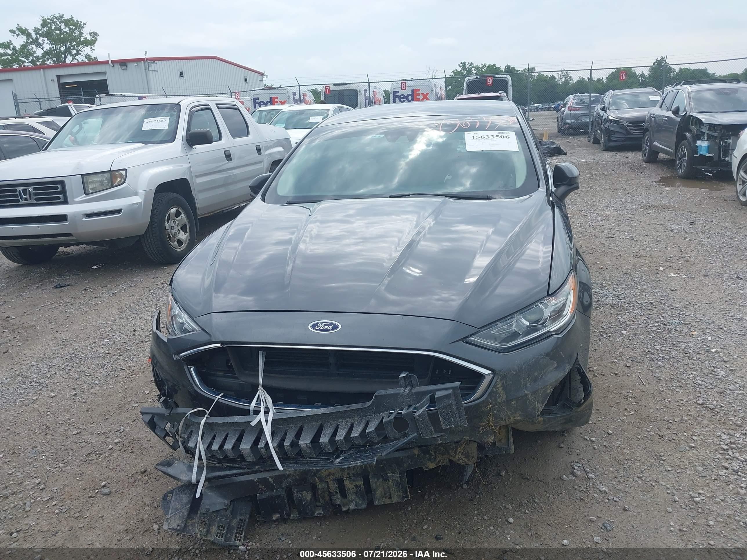 2020 Ford Fusion Se Серый vin: 3FA6P0HD5LR140701