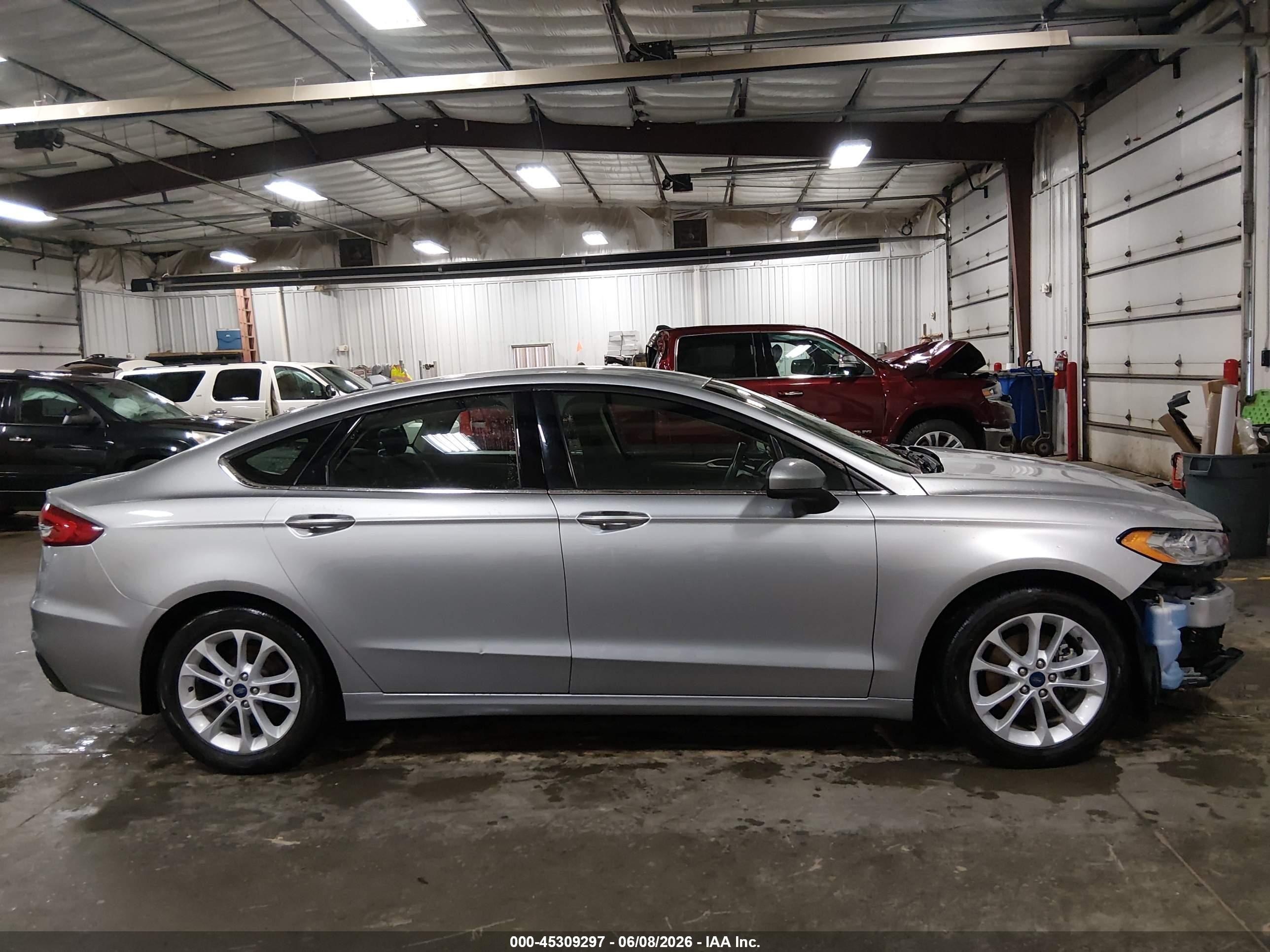 2020 Ford Fusion Se Gray vin: 3FA6P0HD5LR220144