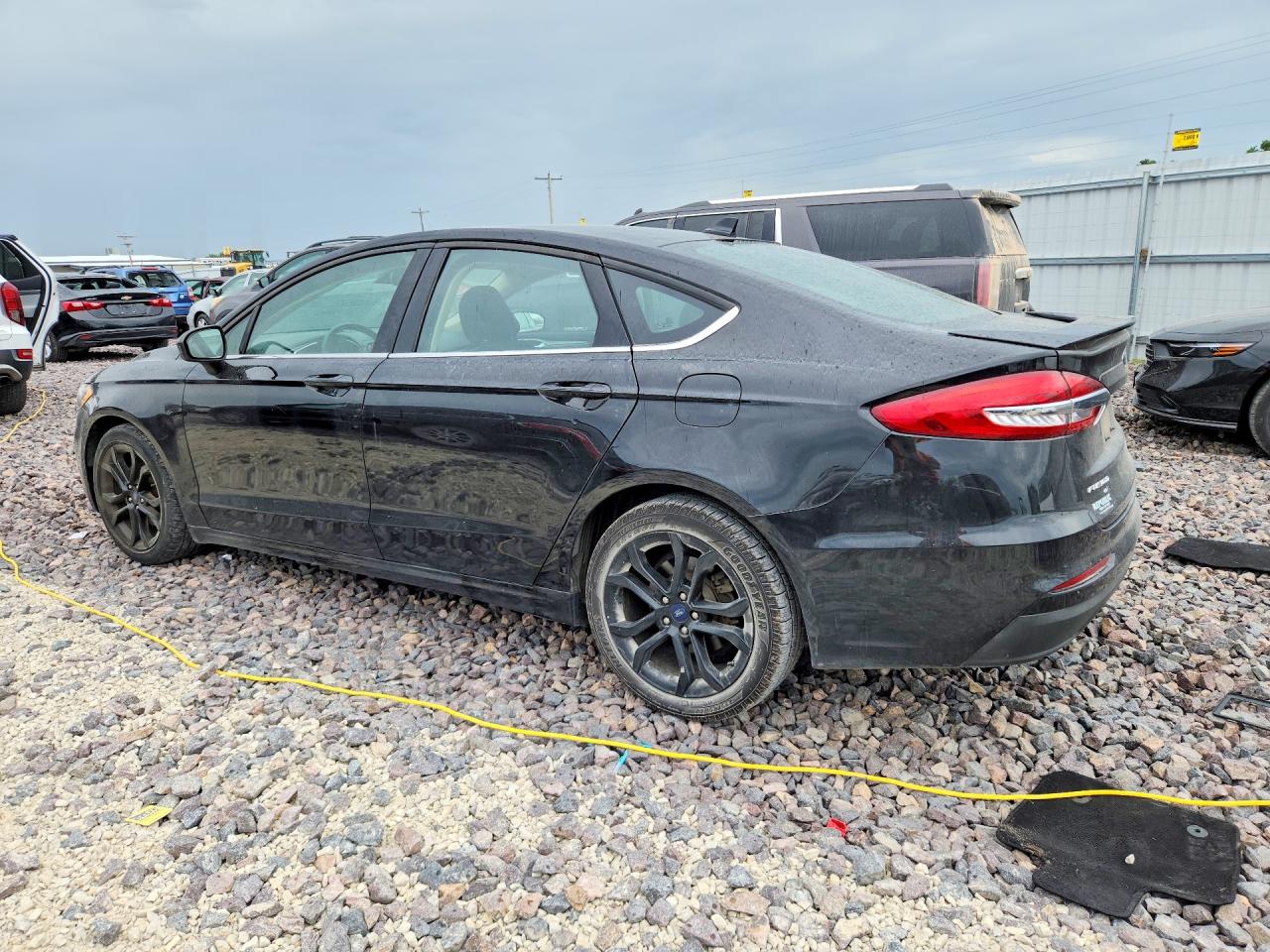 2020 Ford Fusion Se Black vin: 3FA6P0HD5LR233170