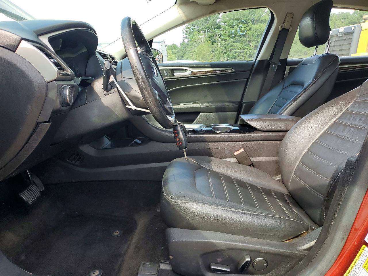 2014 Ford Fusion Se Red vin: 3FA6P0HD6ER145179