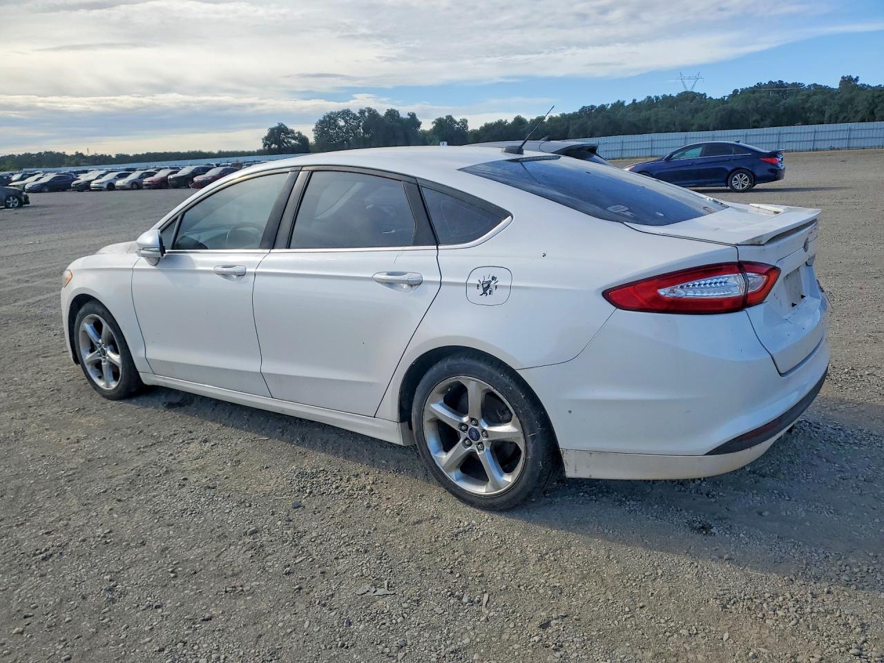 2014 Ford Fusion Se White vin: 3FA6P0HD6ER212458