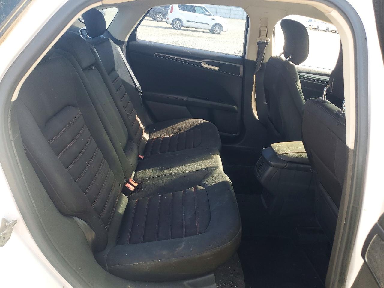 2014 Ford Fusion Se White vin: 3FA6P0HD6ER212458