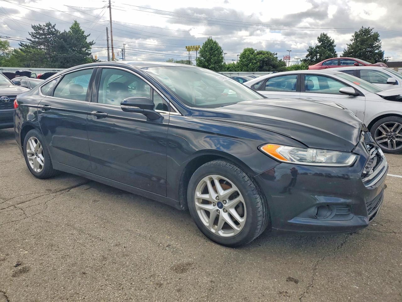 2014 Ford Fusion Se Черный vin: 3FA6P0HD6ER332065