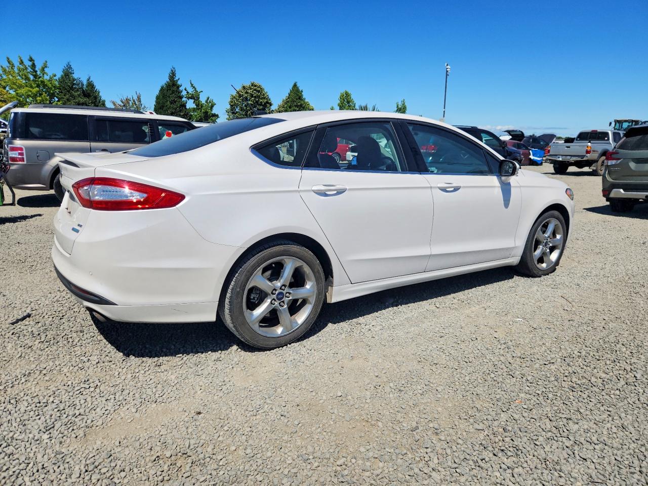 2014 Ford Fusion Se White vin: 3FA6P0HD6ER357788