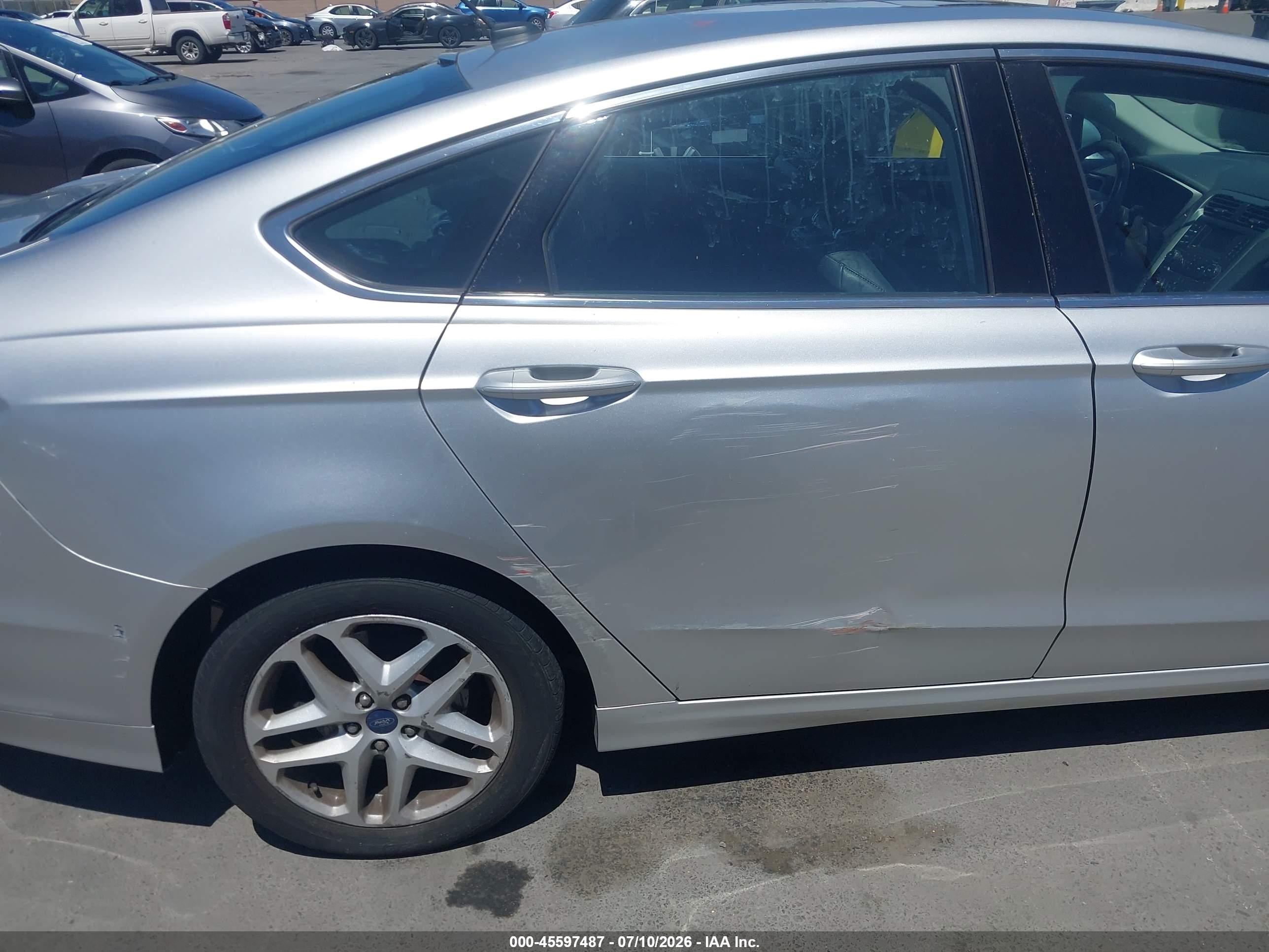 2015 Ford Fusion Se Серый vin: 3FA6P0HD6FR130697