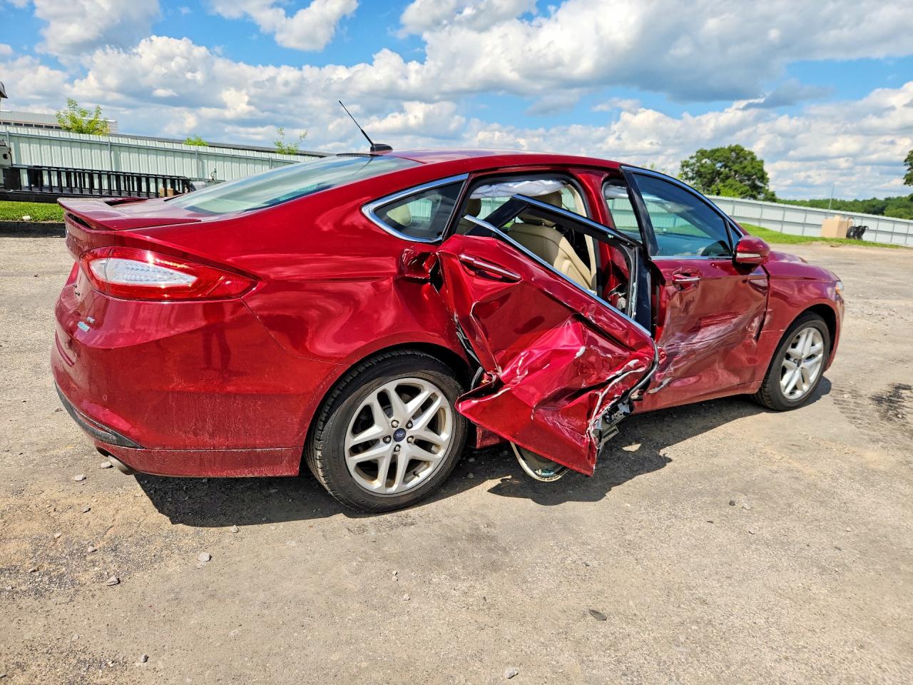 2015 Ford Fusion Se Red vin: 3FA6P0HD6FR242920