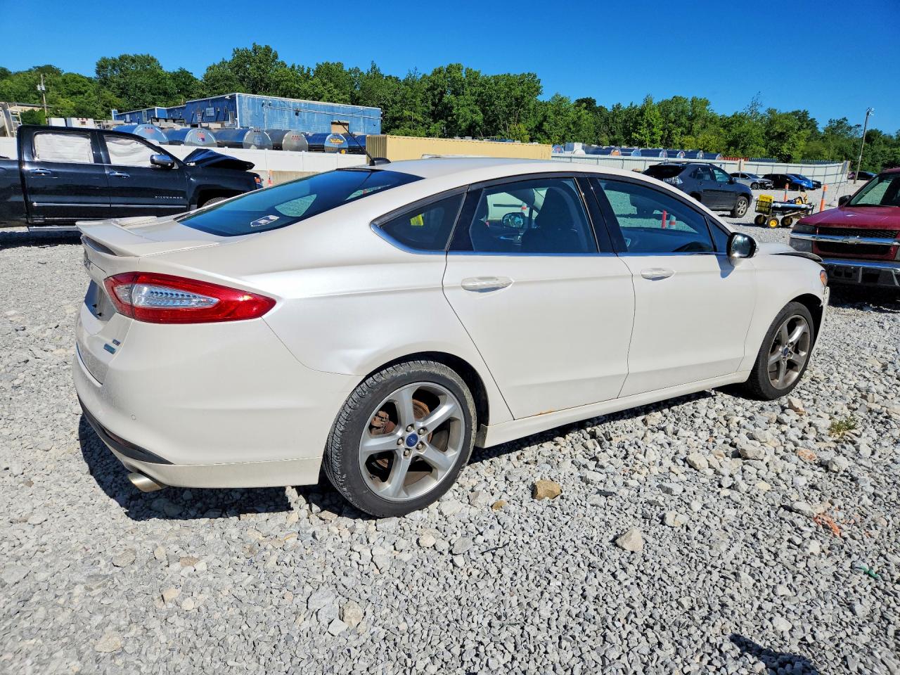 2015 Ford Fusion Se Белый vin: 3FA6P0HD6FR290563