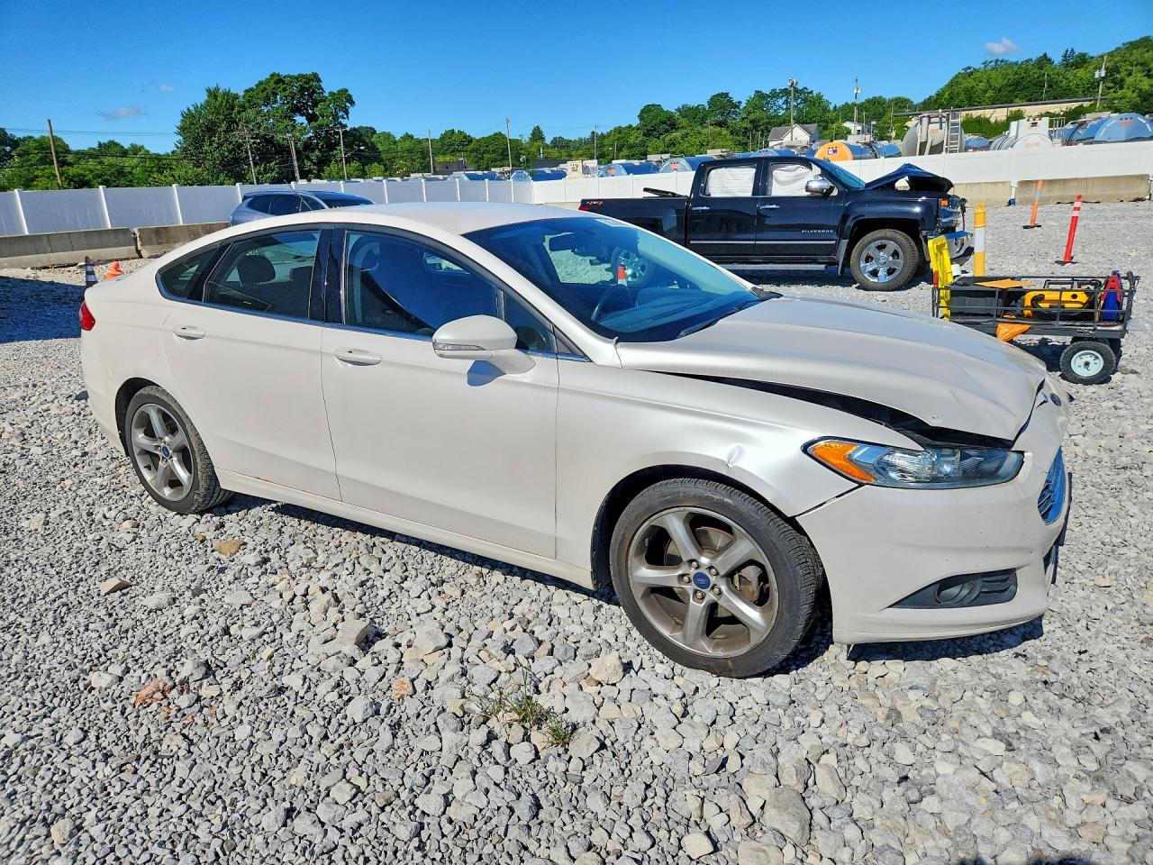 2015 Ford Fusion Se Белый vin: 3FA6P0HD6FR290563