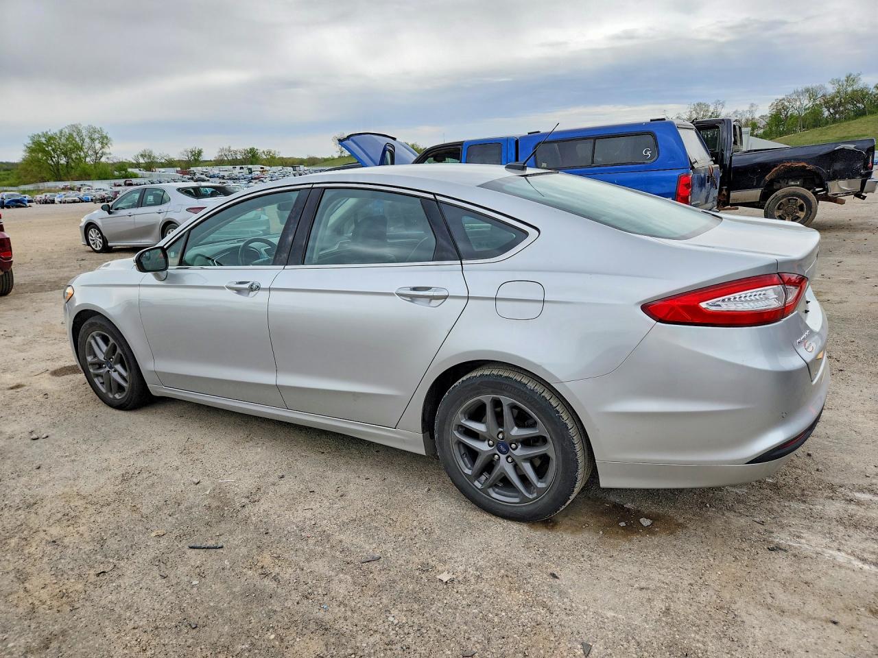 2016 Ford Fusion Se Серебряный vin: 3FA6P0HD6GR261453