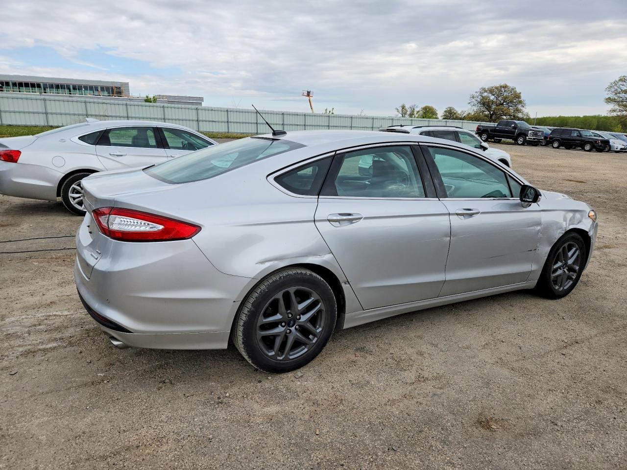 2016 Ford Fusion Se Серебряный vin: 3FA6P0HD6GR261453