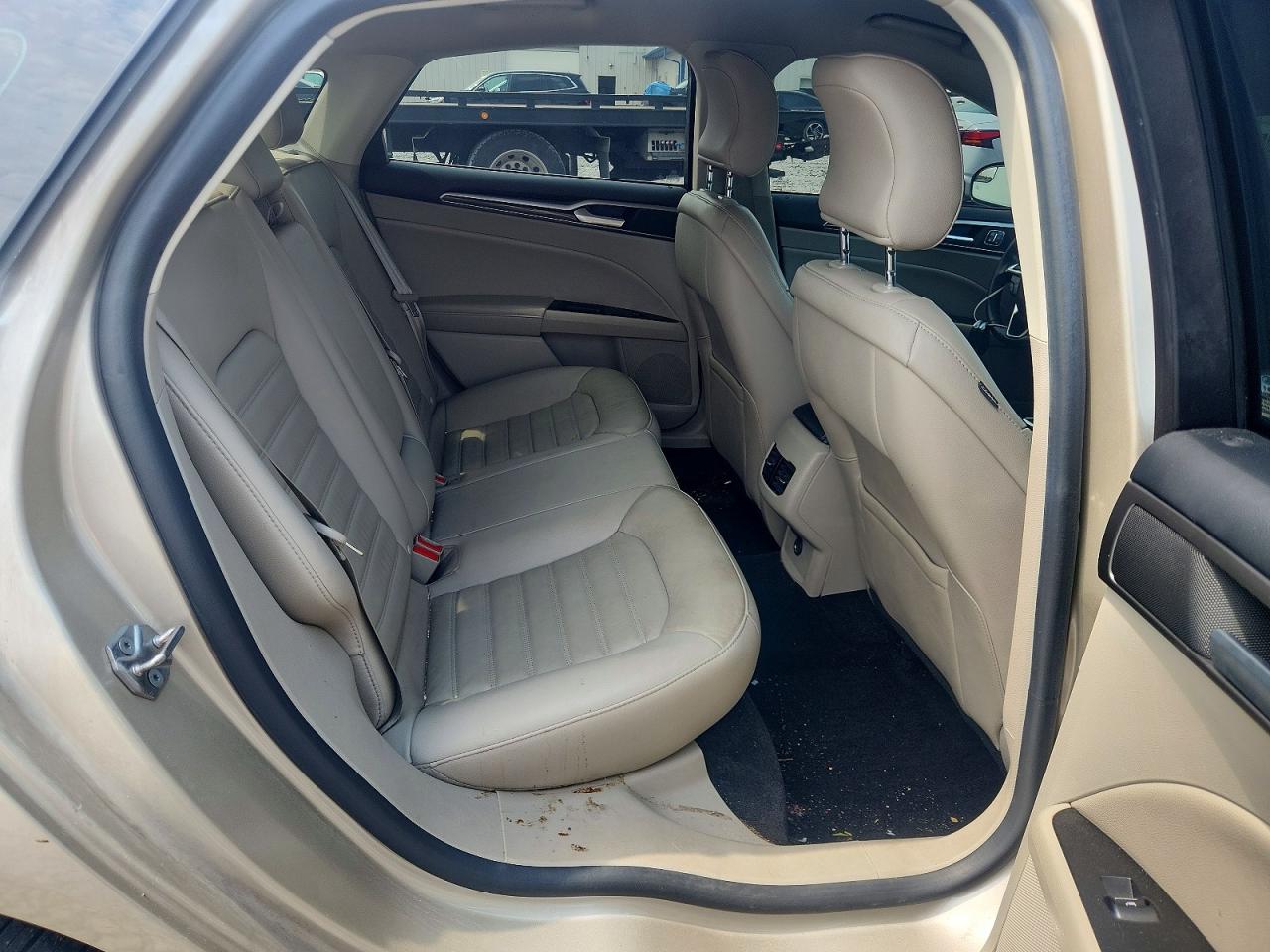 2017 Ford Fusion Se Tan vin: 3FA6P0HD6HR411580