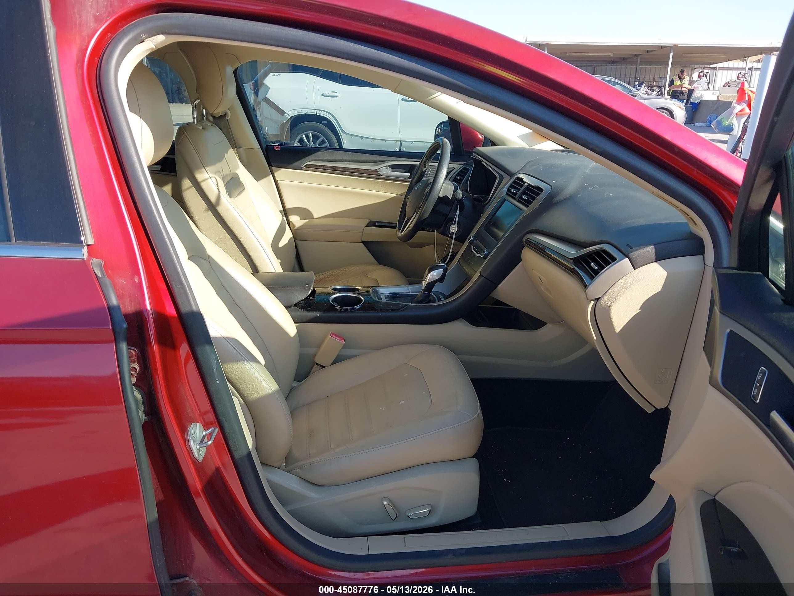 2014 Ford Fusion Se Red vin: 3FA6P0HD7ER149077
