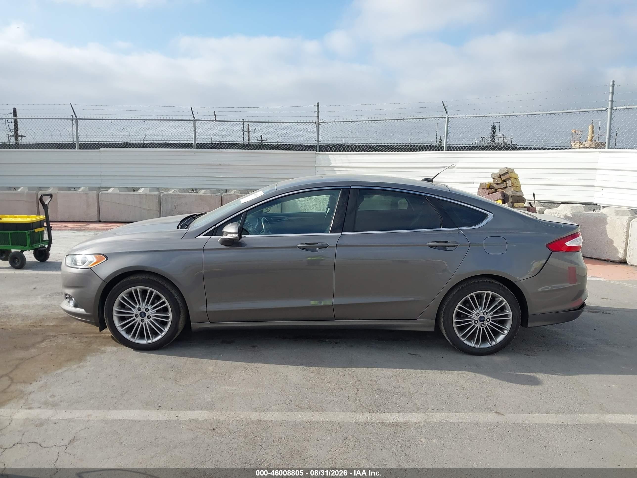 2014 Ford Fusion Se Gray vin: 3FA6P0HD7ER164131