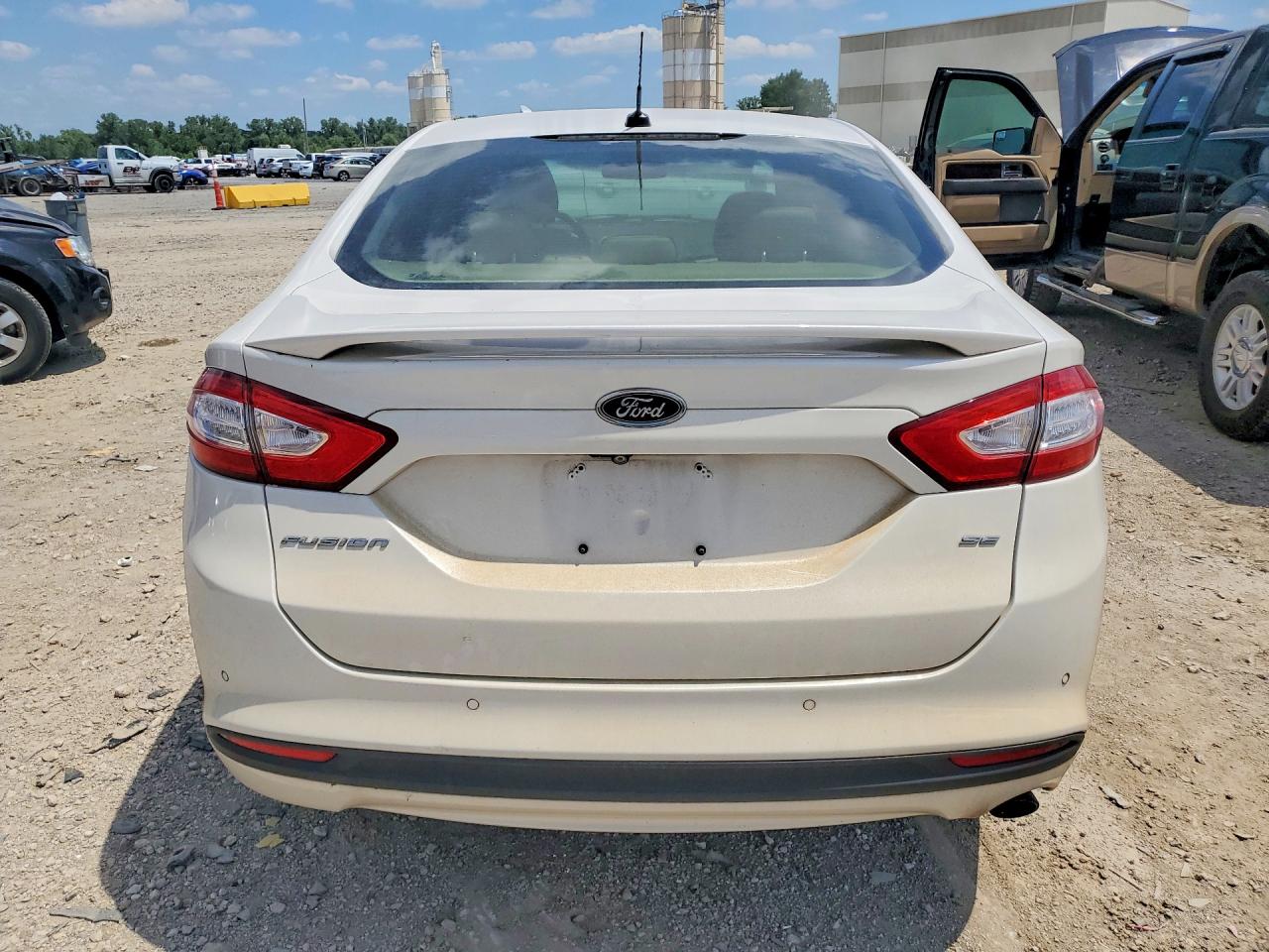 2014 Ford Fusion Se White vin: 3FA6P0HD7ER298427