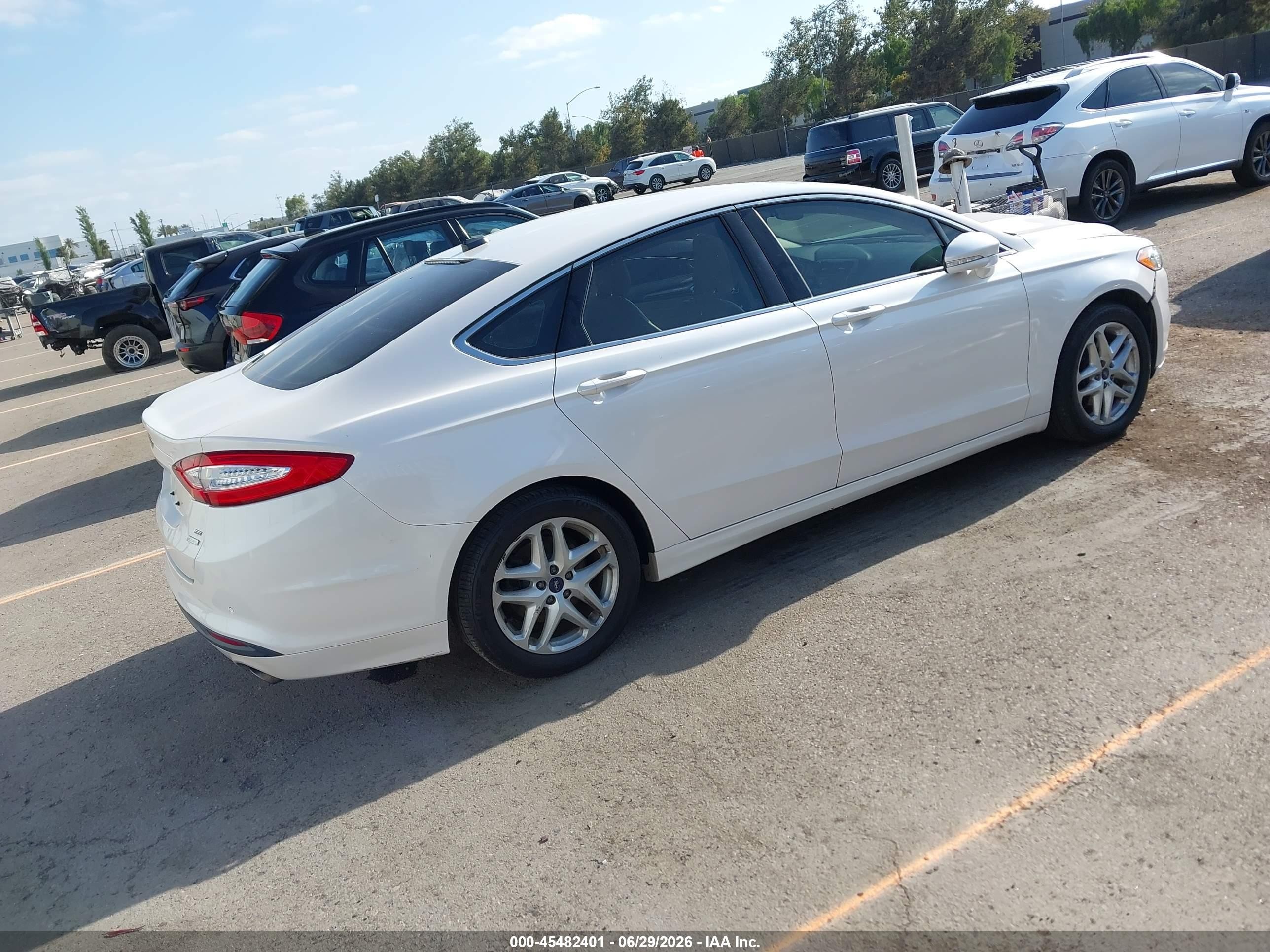 2014 Ford Fusion Se White vin: 3FA6P0HD7ER317204