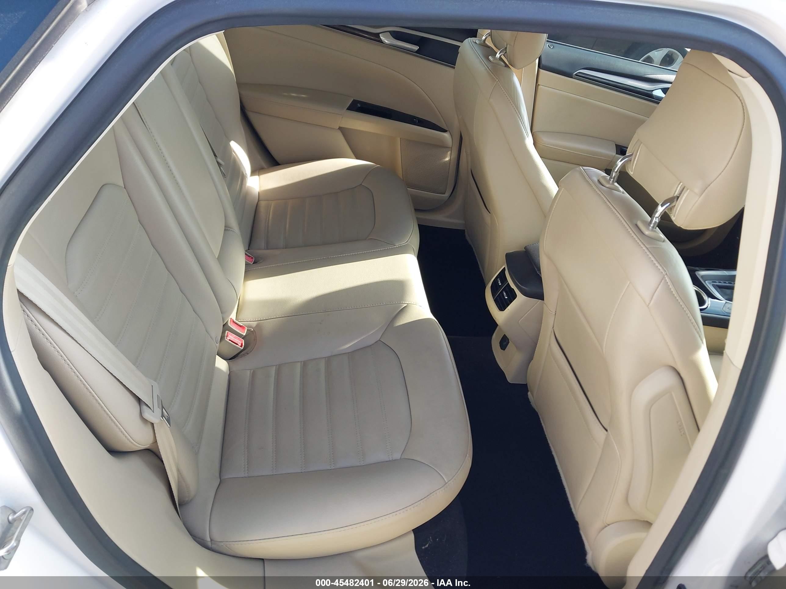 2014 Ford Fusion Se White vin: 3FA6P0HD7ER317204
