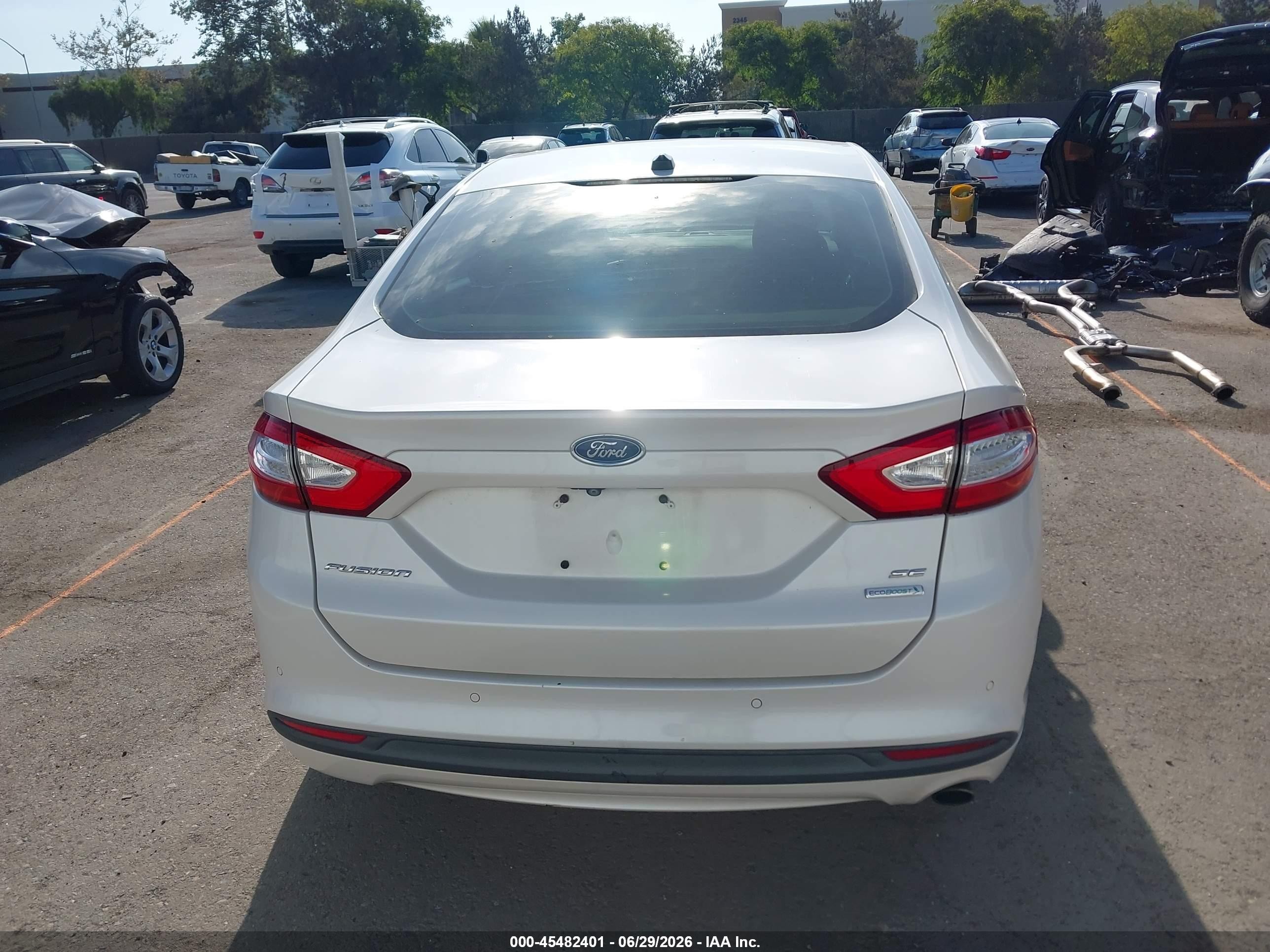 2014 Ford Fusion Se White vin: 3FA6P0HD7ER317204