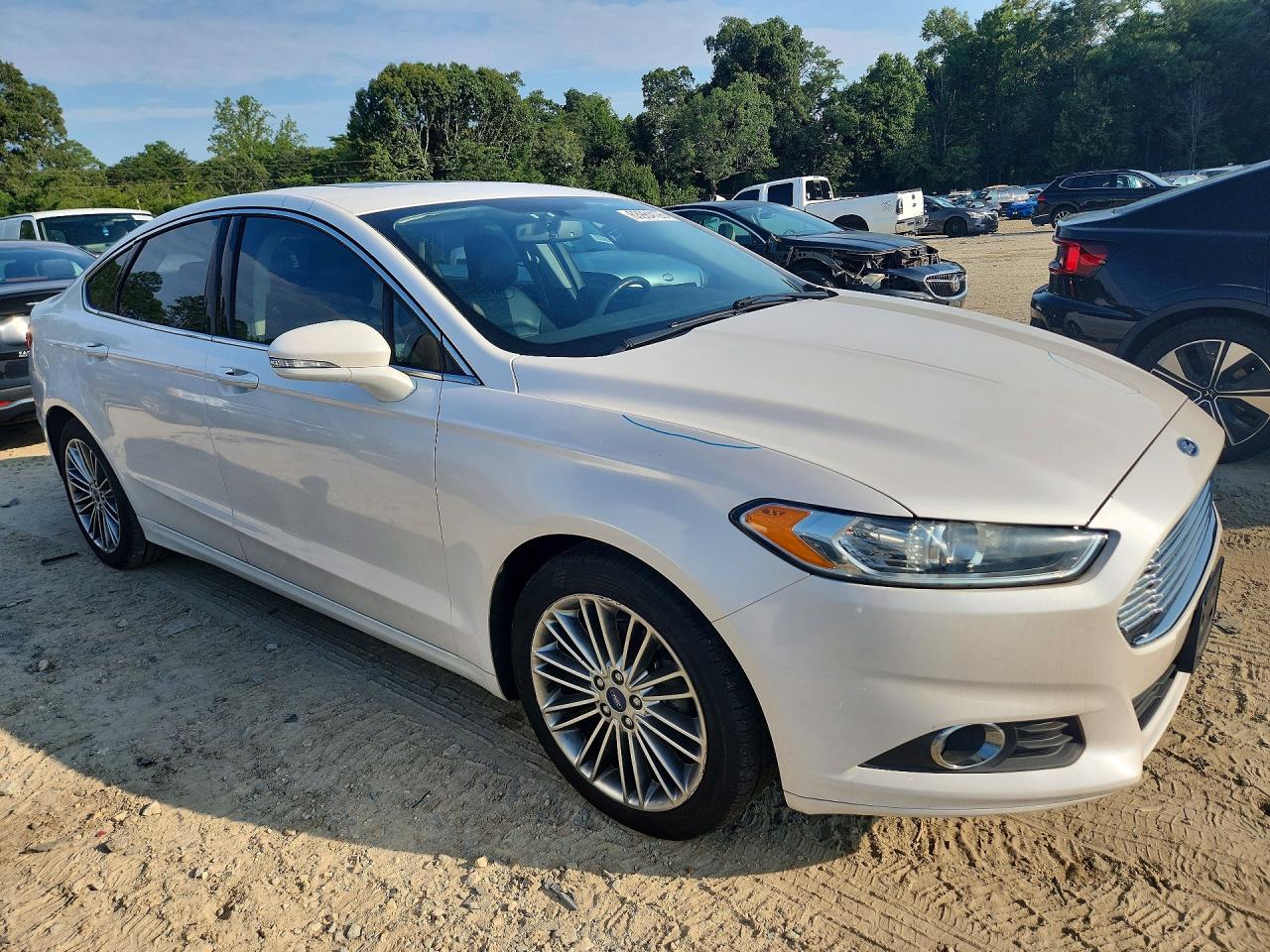 2014 Ford Fusion Se White vin: 3FA6P0HD7ER385499