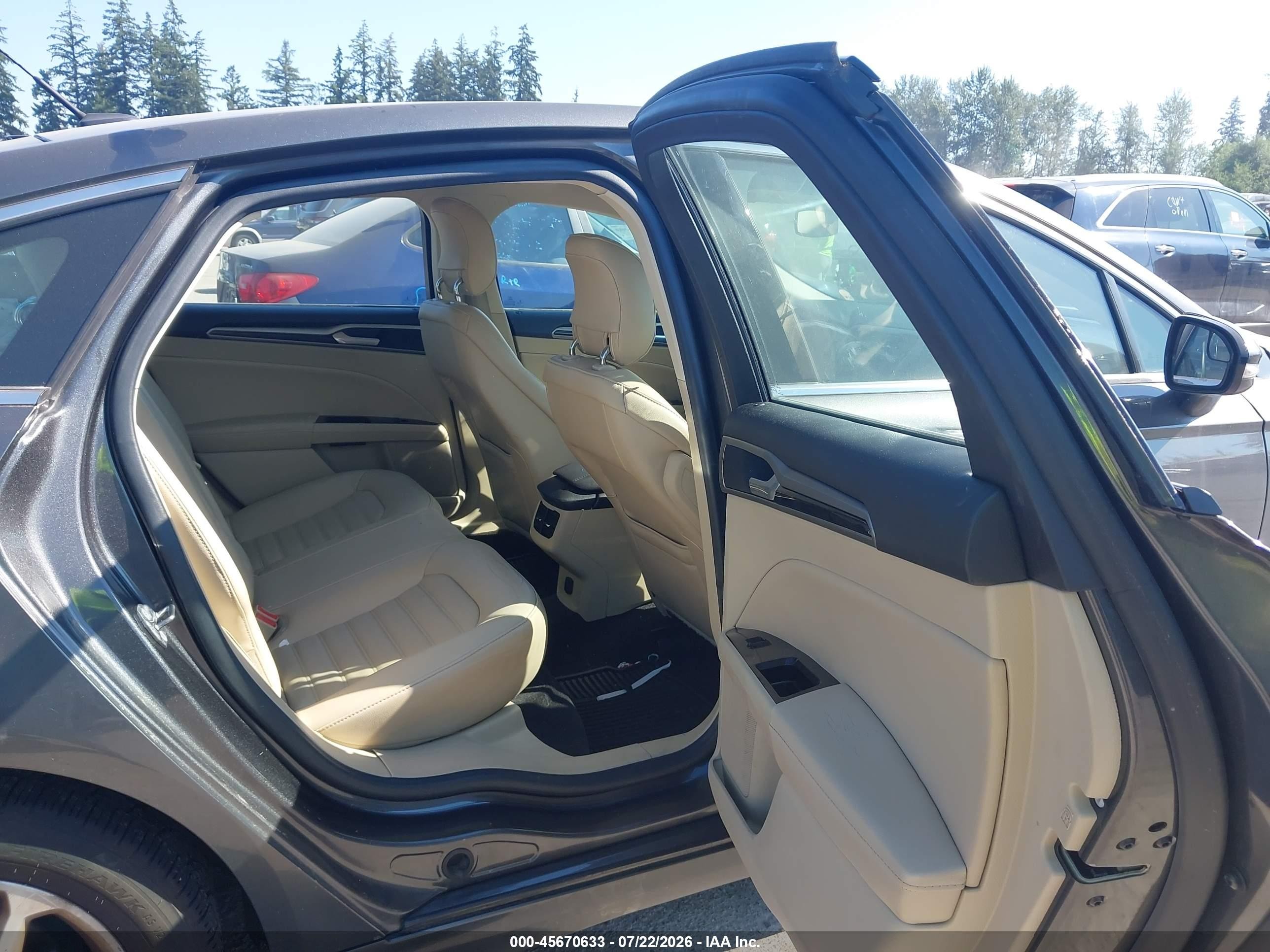 2015 Ford Fusion Se Gray vin: 3FA6P0HD7FR133706