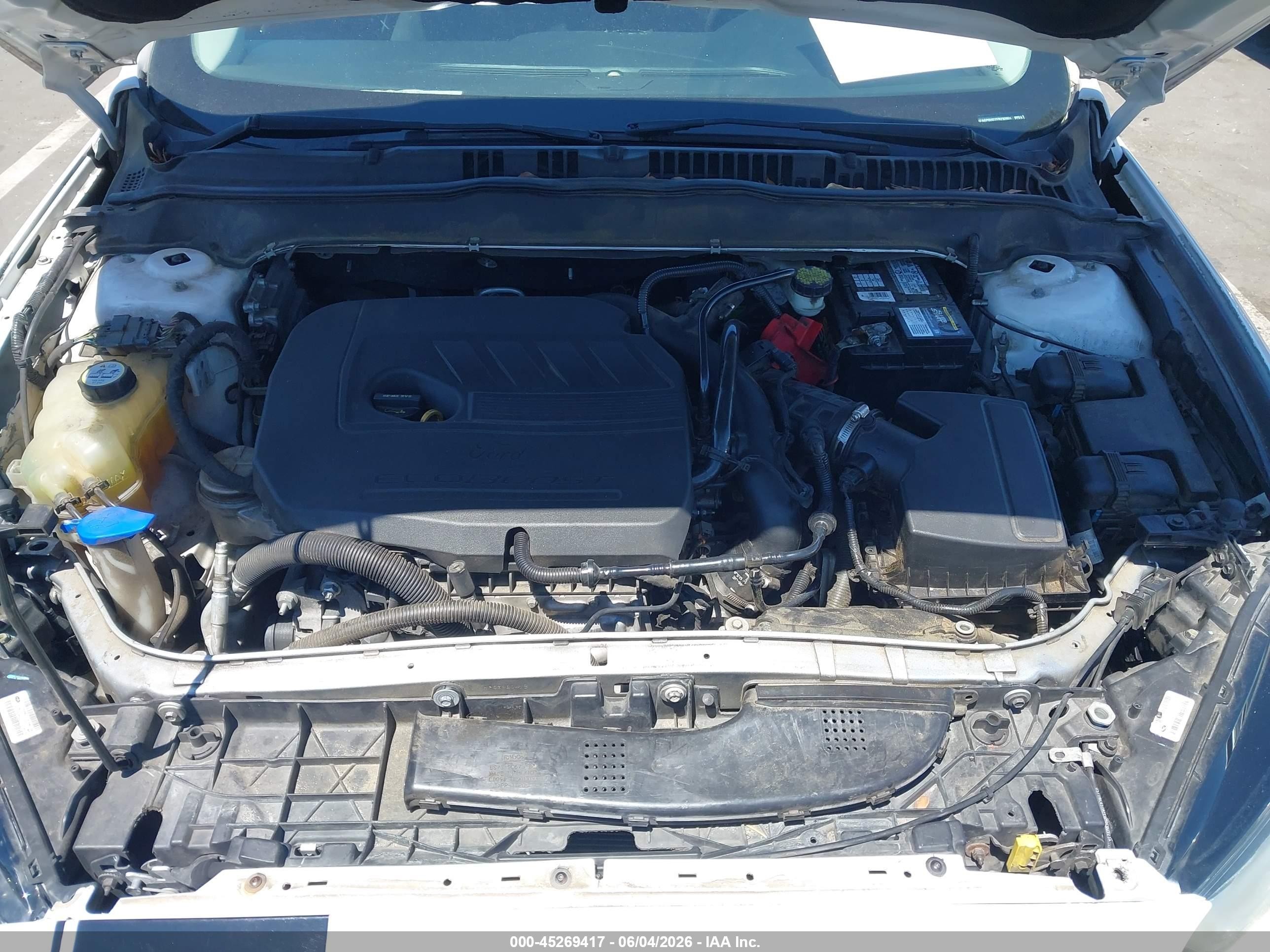 2015 Ford Fusion Se Белый vin: 3FA6P0HD7FR232851