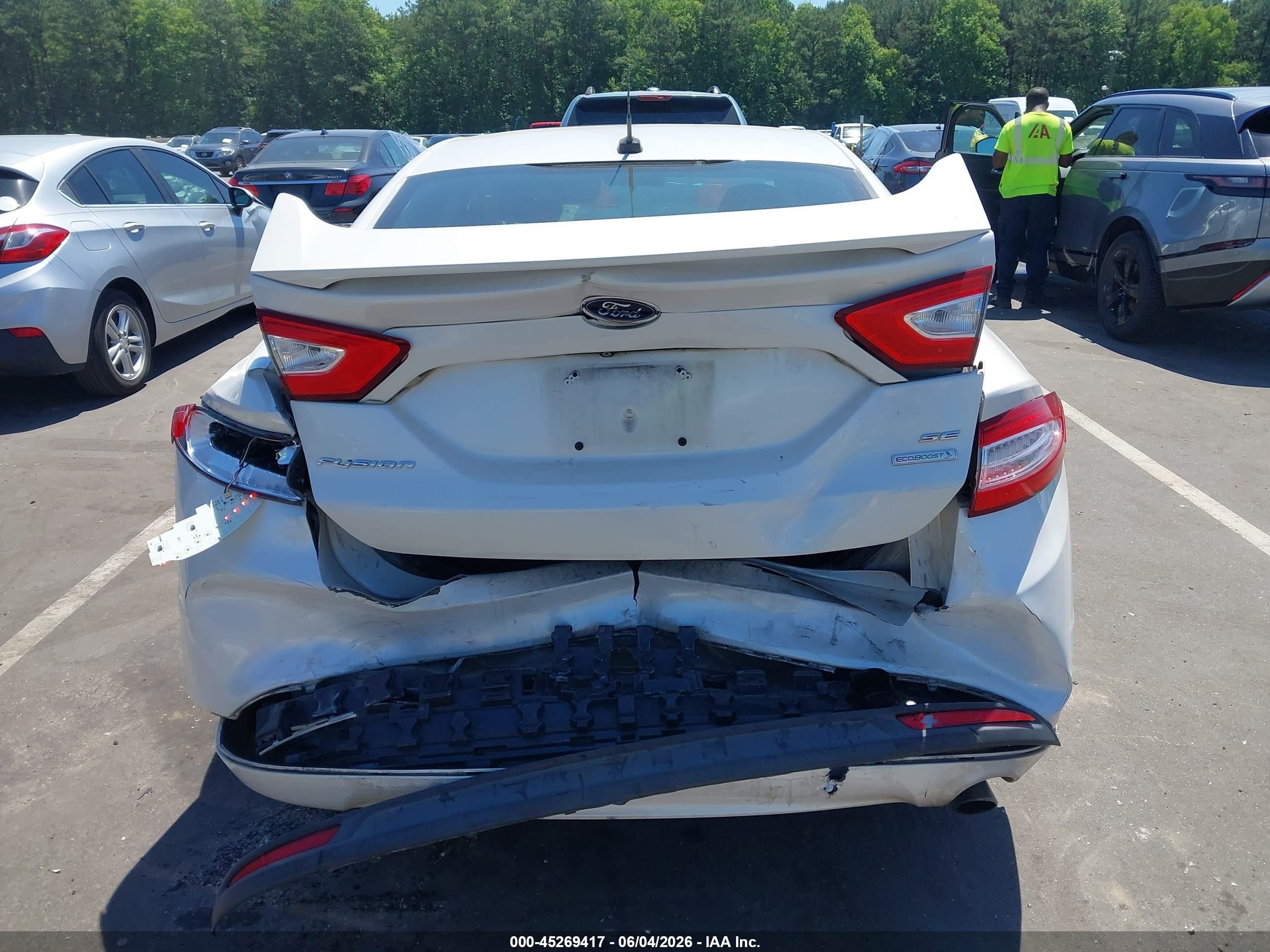 2015 Ford Fusion Se Белый vin: 3FA6P0HD7FR232851