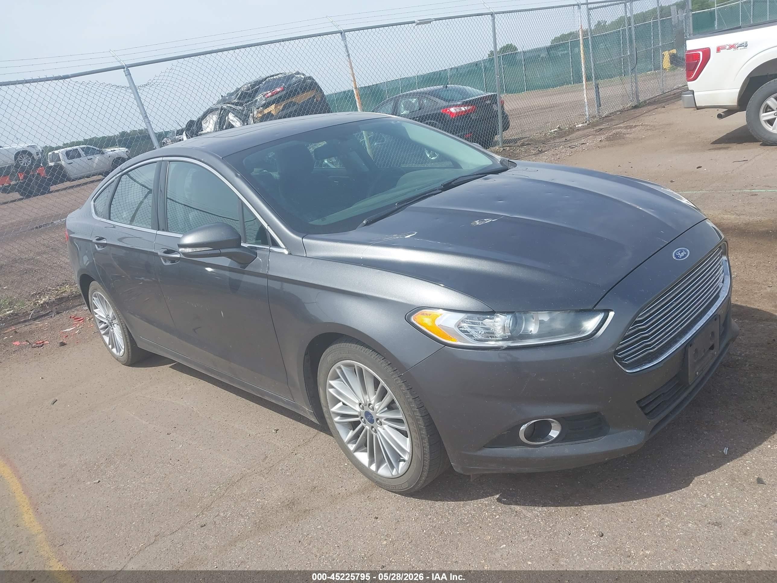 2015 Ford Fusion Se Gray vin: 3FA6P0HD7FR272847