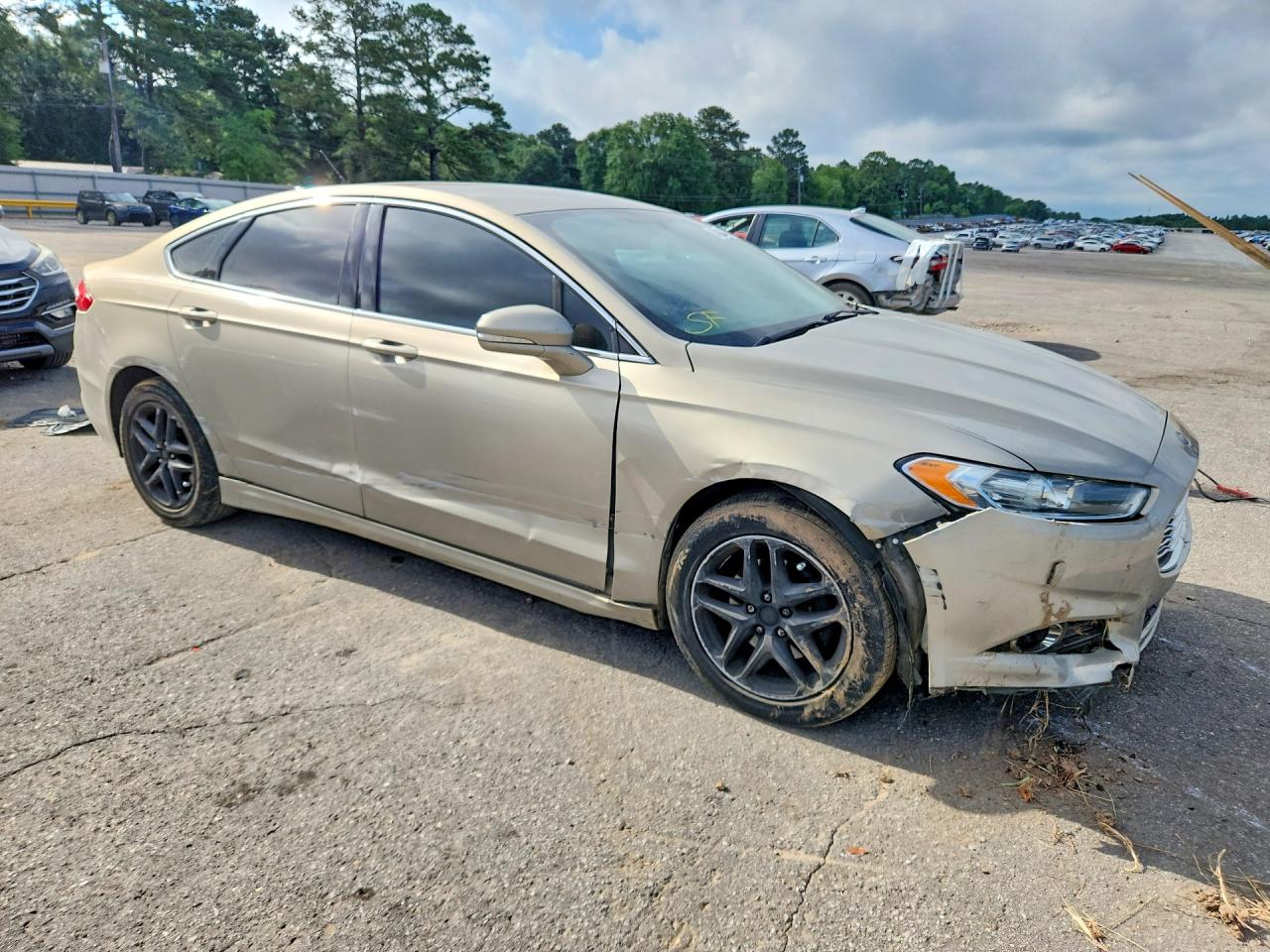 2016 Ford Fusion Se Gold vin: 3FA6P0HD7GR136378