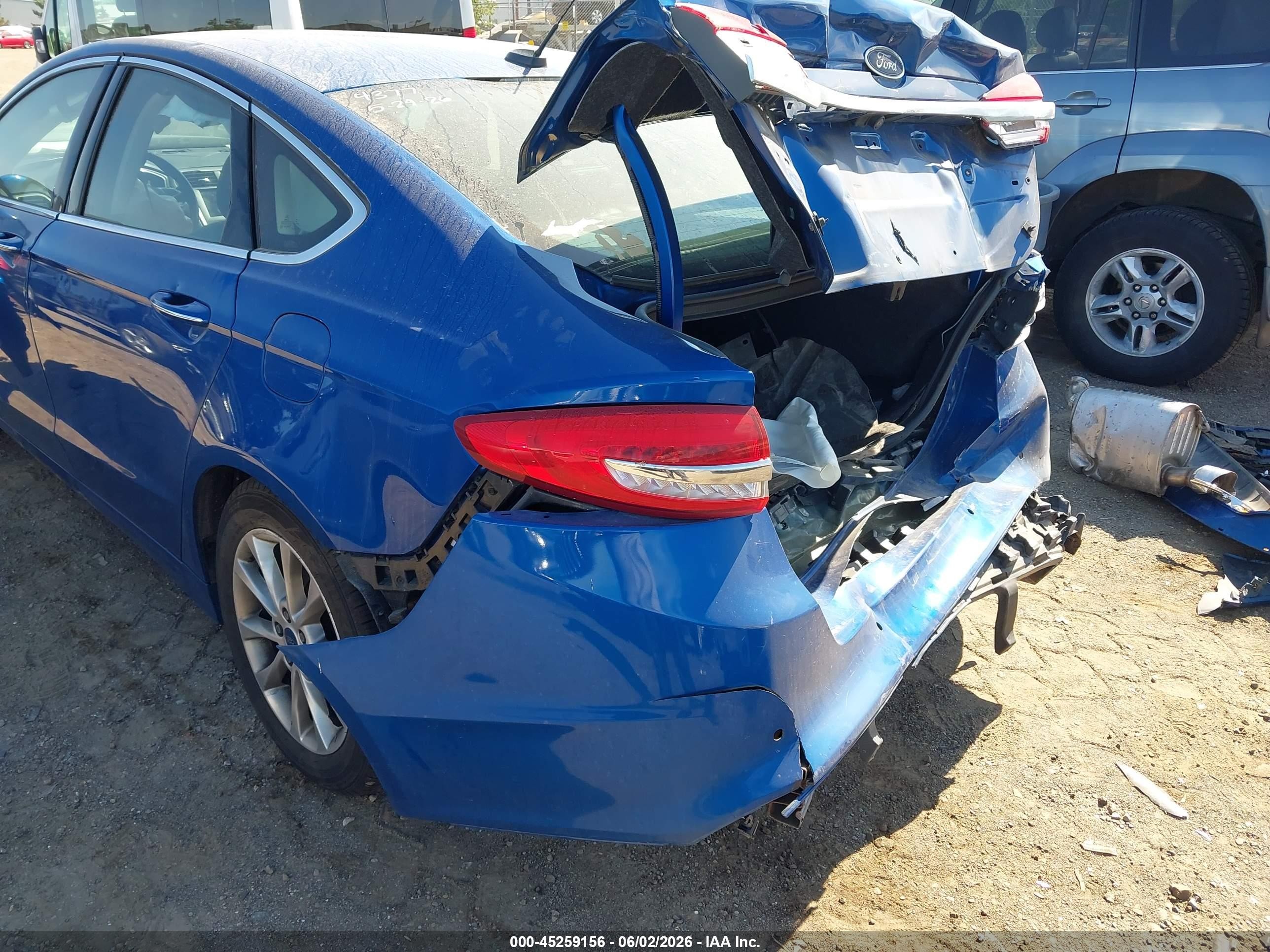 2017 Ford Fusion Se Синий vin: 3FA6P0HD7HR194377