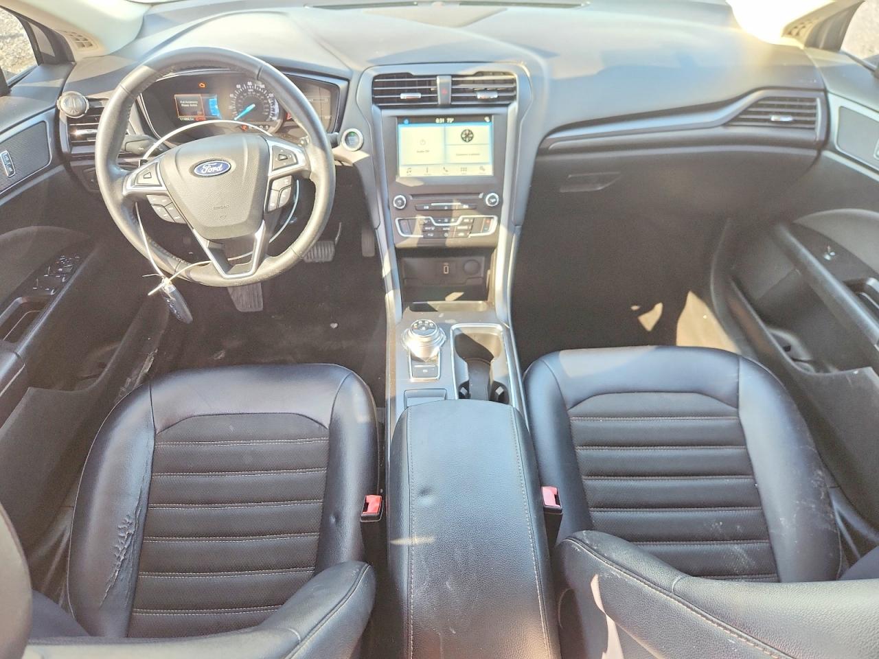 2018 Ford Fusion Se White vin: 3FA6P0HD7JR144214
