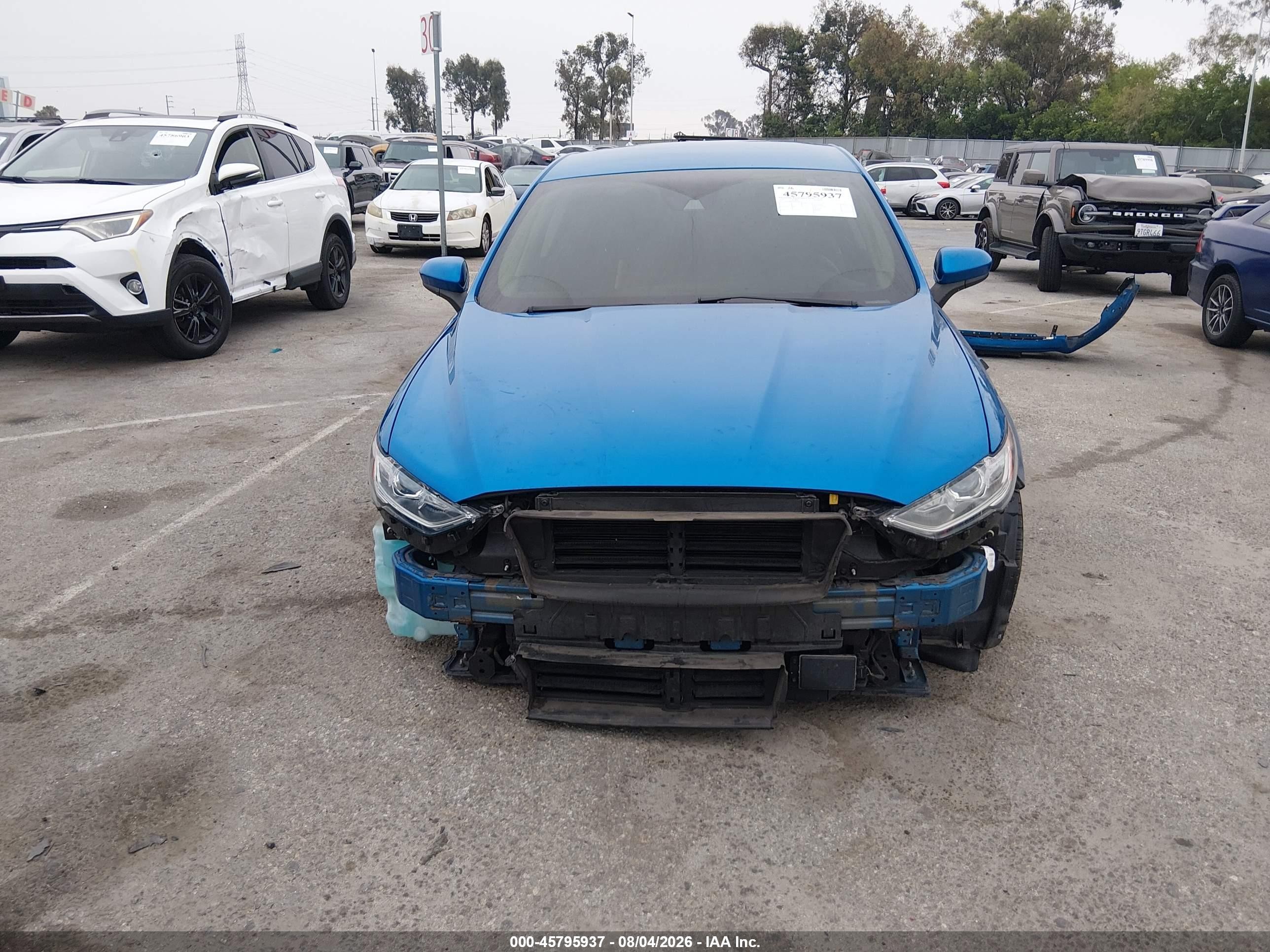 2020 Ford Fusion Se Blue vin: 3FA6P0HD7LR250939