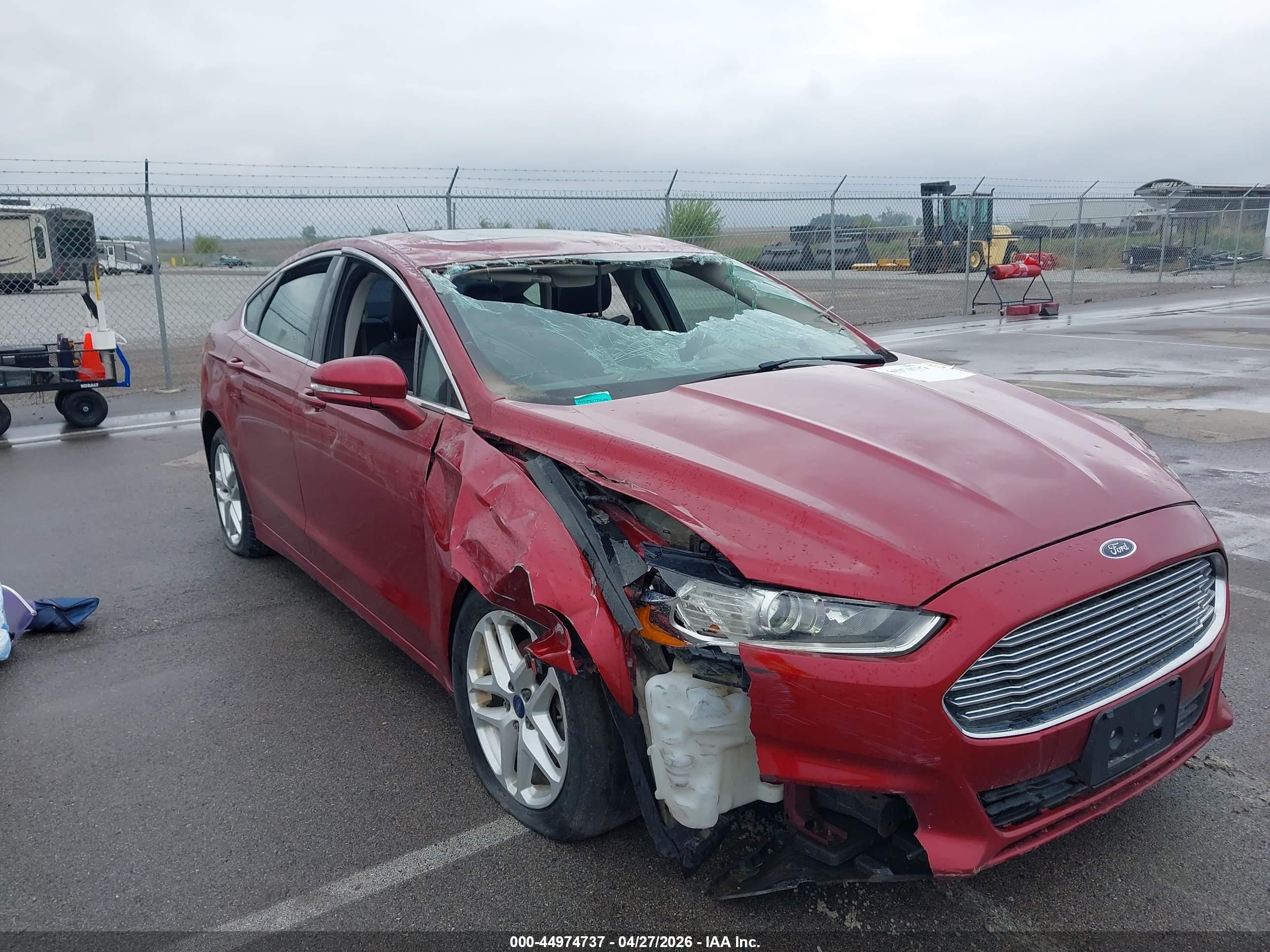2014 Ford Fusion Se Red vin: 3FA6P0HD8ER157480