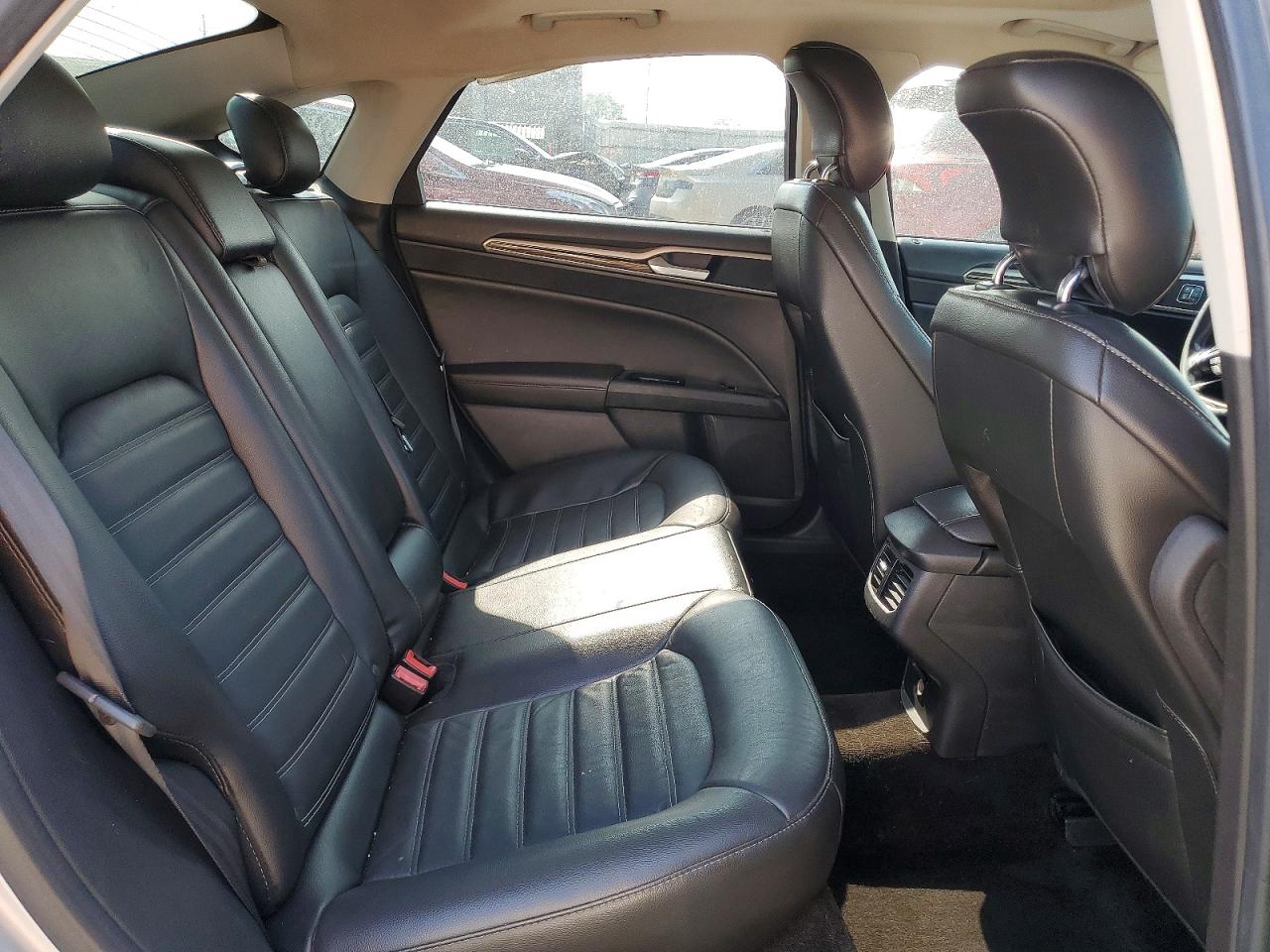2014 Ford Fusion Se Silver vin: 3FA6P0HD8ER174618