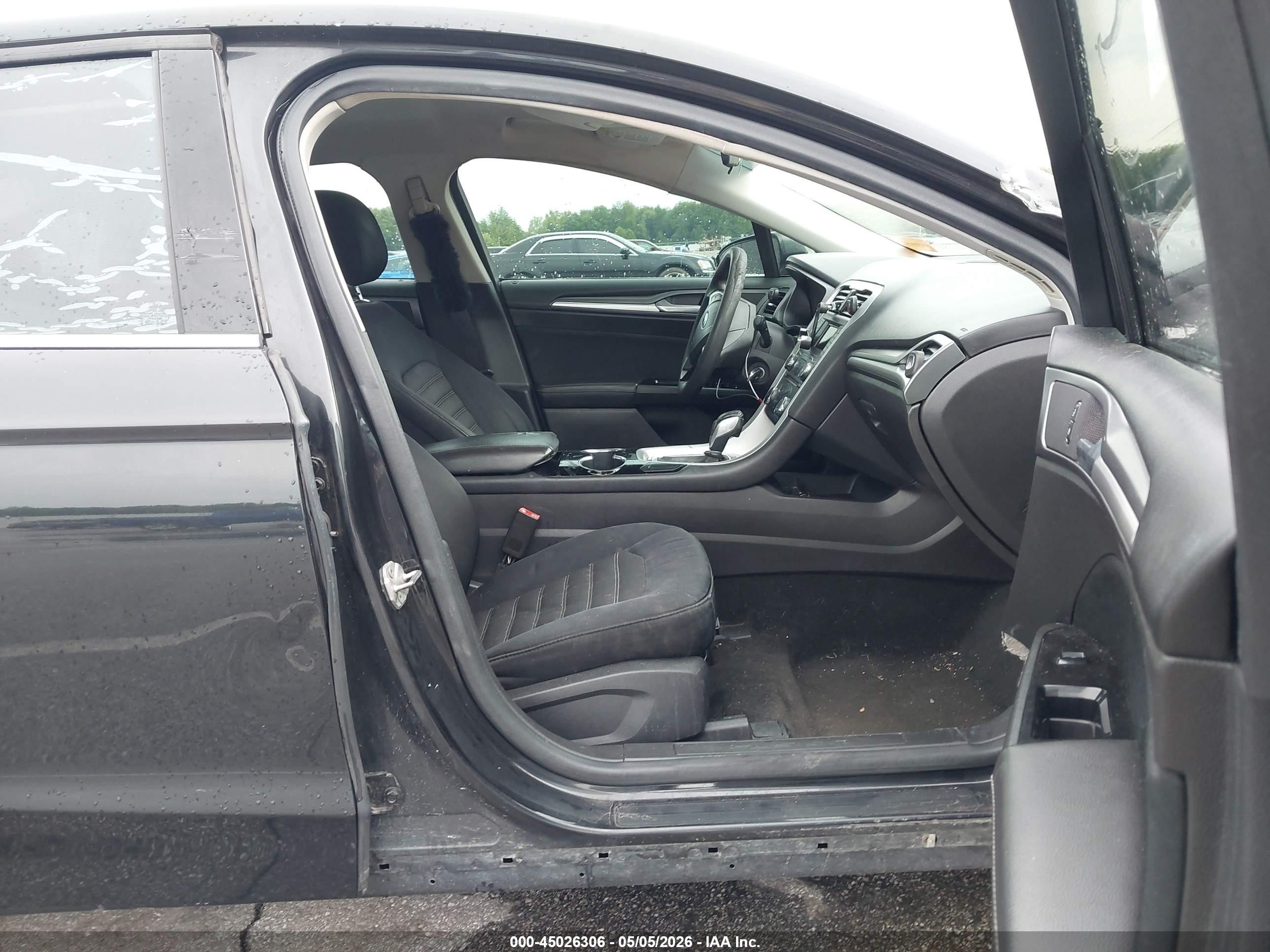 2014 Ford Fusion Se Черный vin: 3FA6P0HD8ER179527
