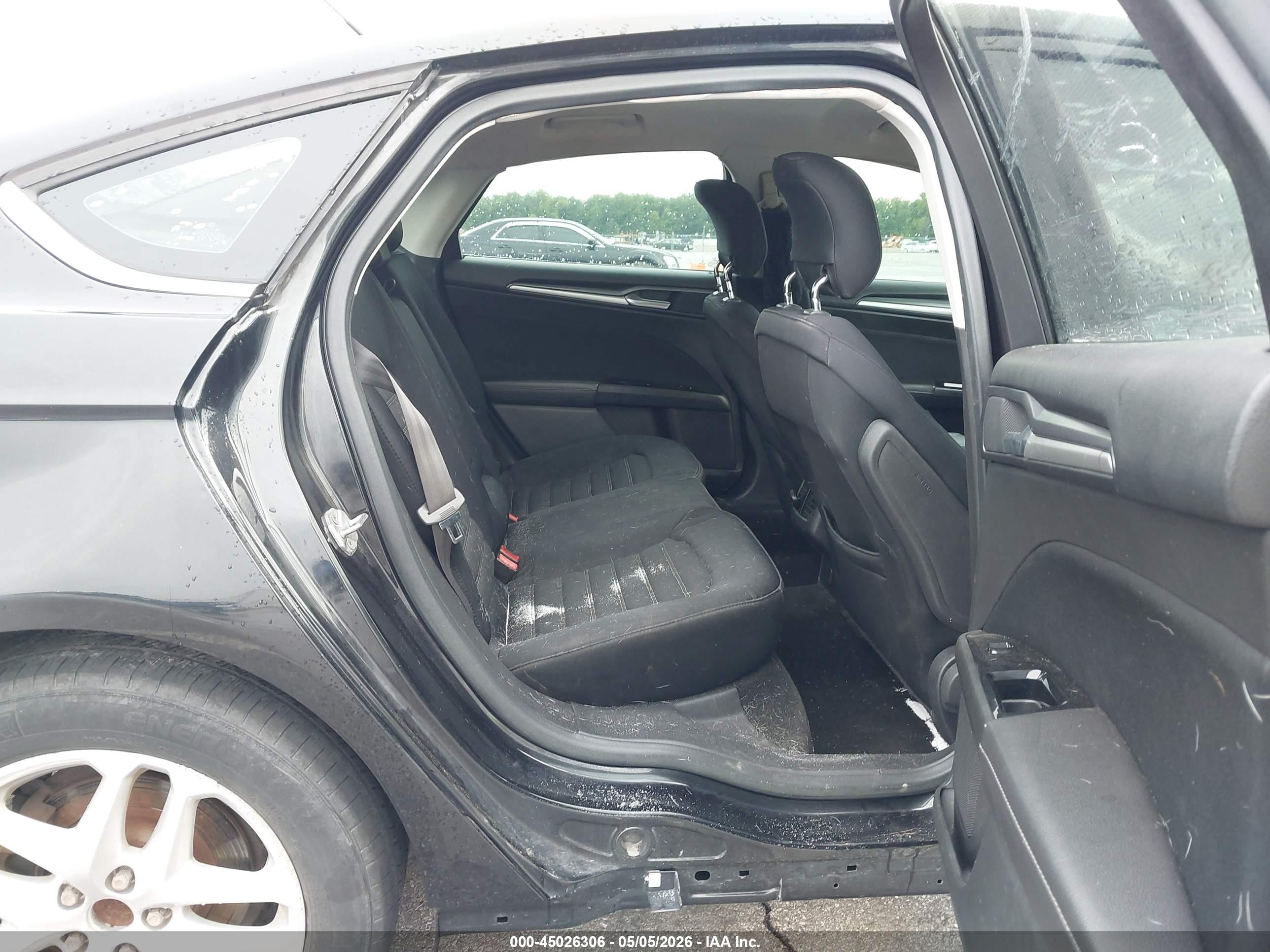 2014 Ford Fusion Se Черный vin: 3FA6P0HD8ER179527