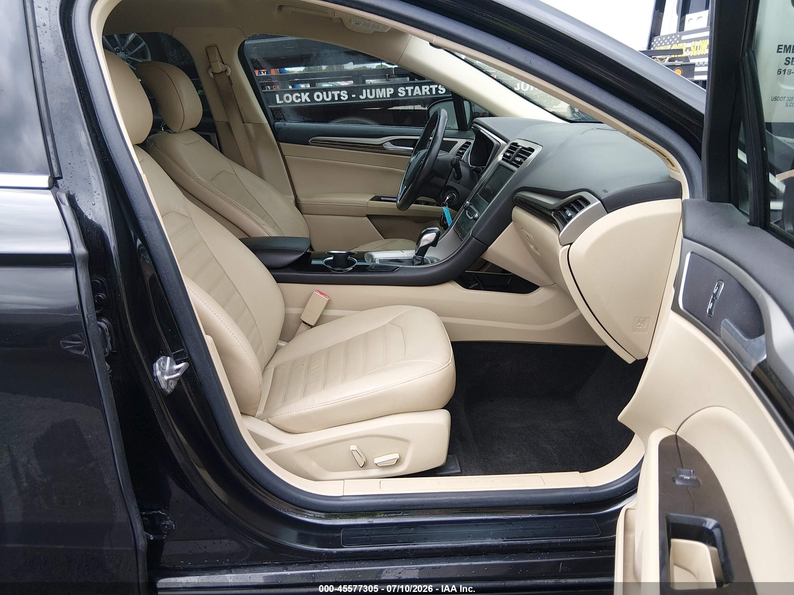 2014 Ford Fusion Se Black vin: 3FA6P0HD8ER241153