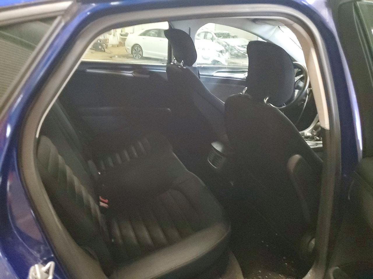 2014 Ford Fusion Se Blue vin: 3FA6P0HD8ER244473