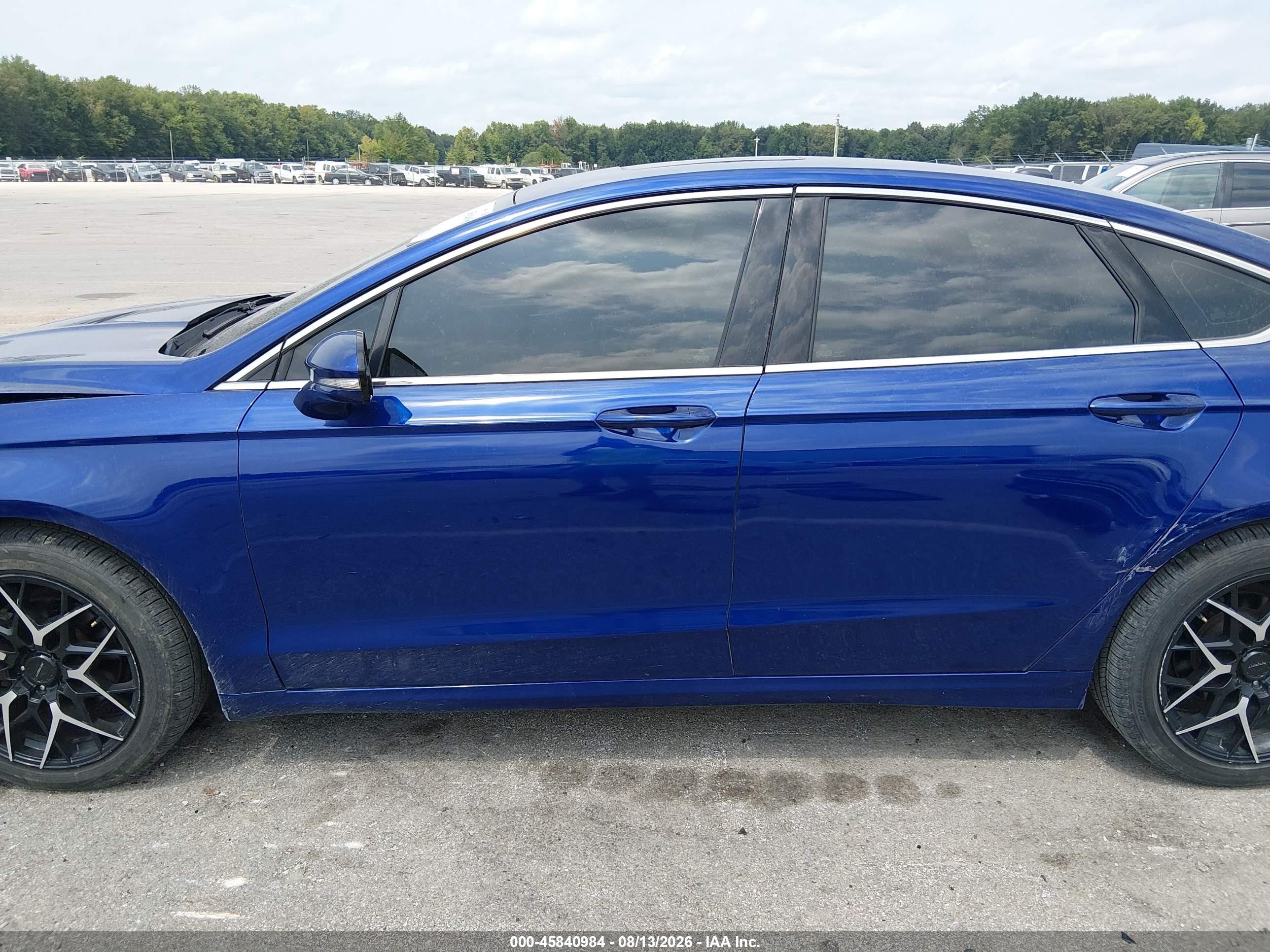 2014 Ford Fusion Se Blue vin: 3FA6P0HD8ER247731