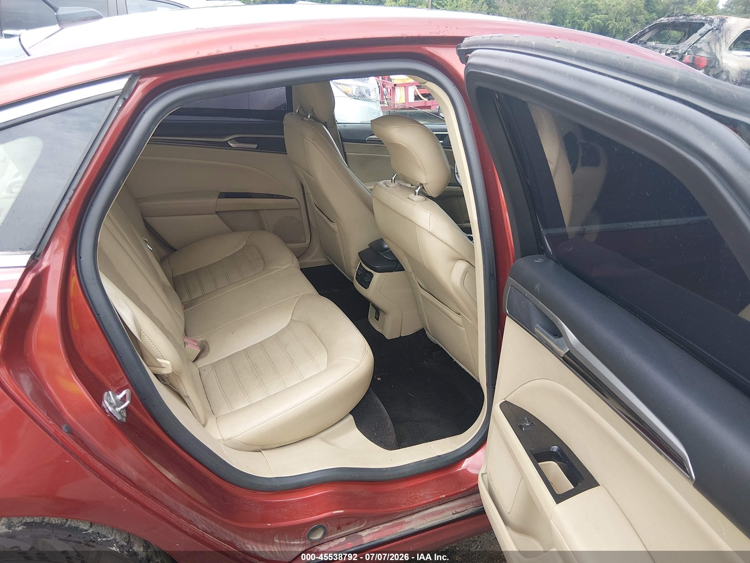 2014 Ford Fusion Se Burgundy vin: 3FA6P0HD8ER332004